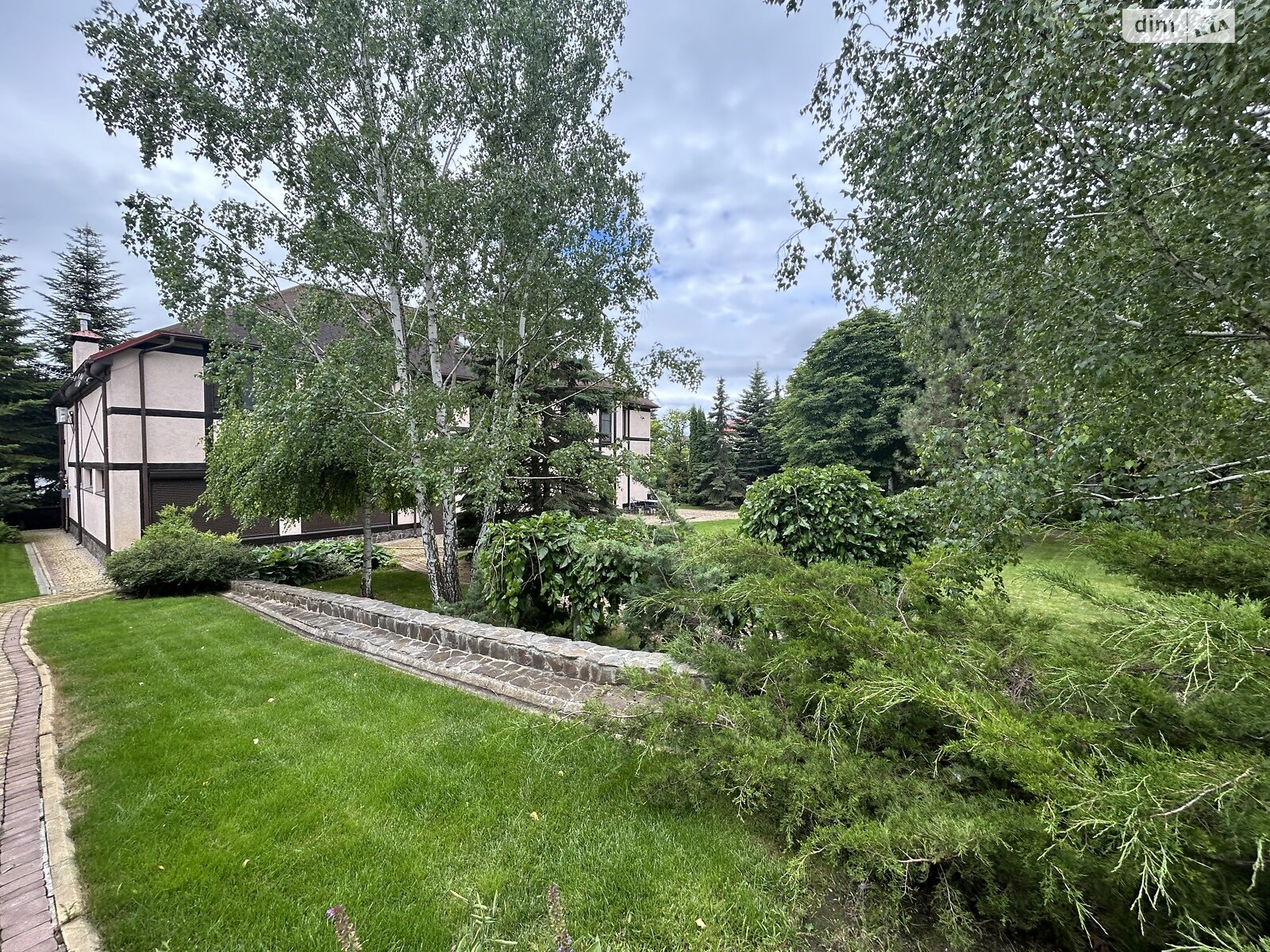 двухэтажный дом, 400 кв. м, кирпич. Продажа в Хлепче фото 1 двухэтажный дом, 400 кв. м, кирпич. Продажа в Хлепче фото 1