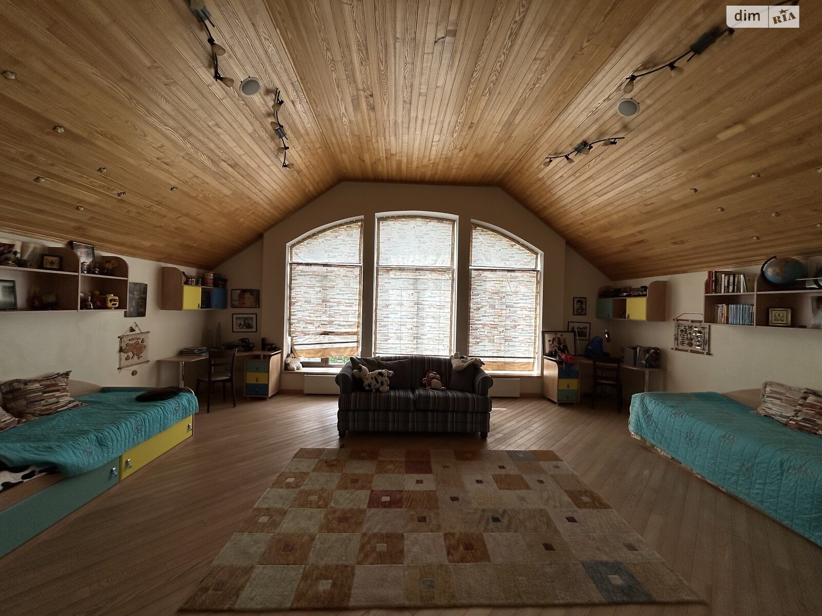 двухэтажный дом, 400 кв. м, кирпич. Продажа в Хлепче фото 1 двухэтажный дом, 400 кв. м, кирпич. Продажа в Хлепче фото 1