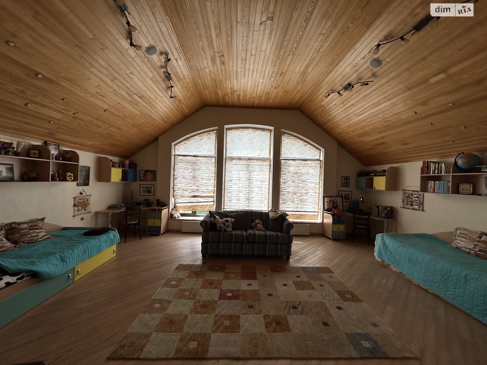 двухэтажный дом, 400 кв. м, кирпич. Продажа в Хлепче фото 1 двухэтажный дом, 400 кв. м, кирпич. Продажа в Хлепче фото 1