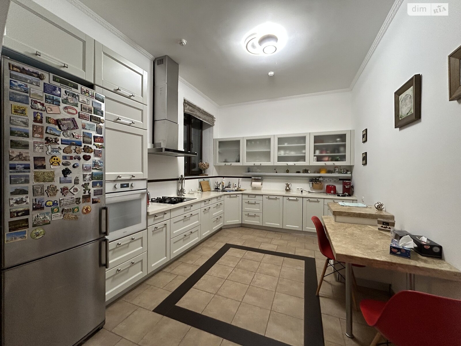 двухэтажный дом, 400 кв. м, кирпич. Продажа в Хлепче фото 1 двухэтажный дом, 400 кв. м, кирпич. Продажа в Хлепче фото 1