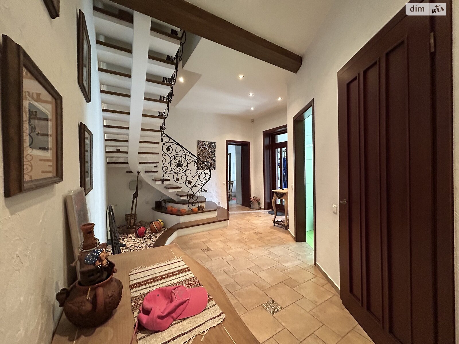 двухэтажный дом, 400 кв. м, кирпич. Продажа в Хлепче фото 1 двухэтажный дом, 400 кв. м, кирпич. Продажа в Хлепче фото 1