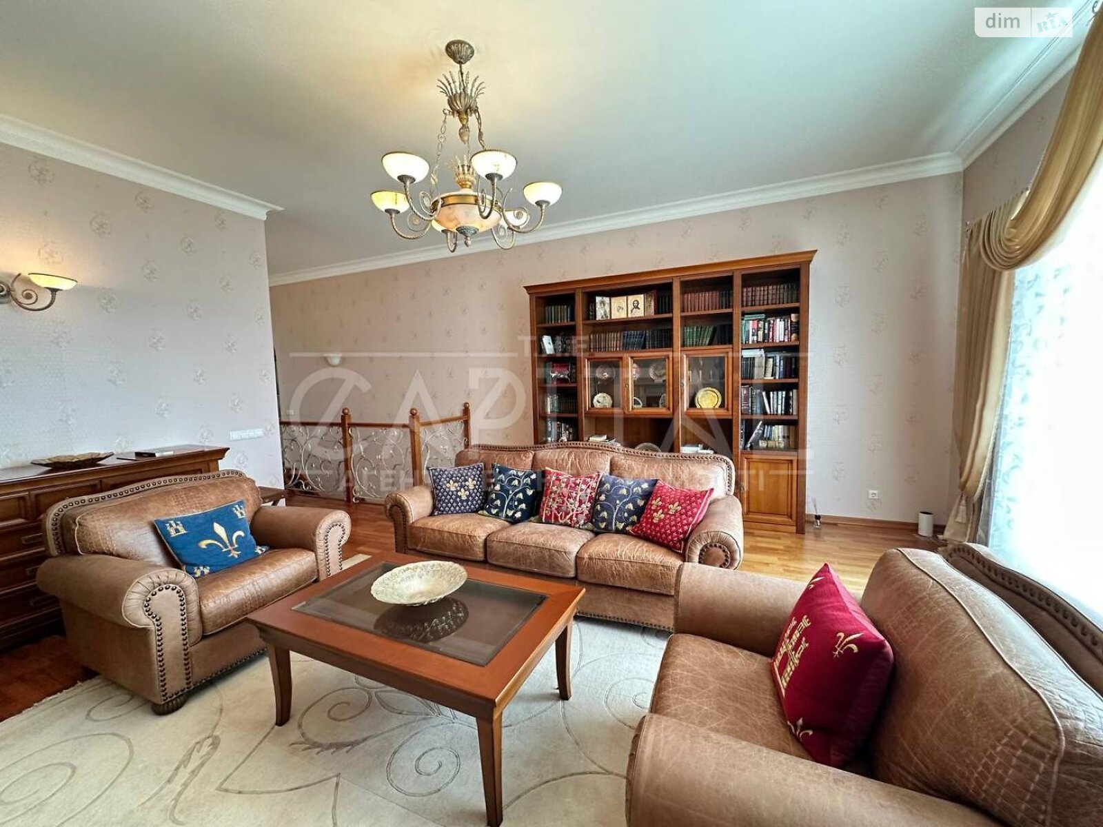 двоповерховий будинок з гаражем, 350 кв. м, цегла. Продаж у Хлепчі фото 1