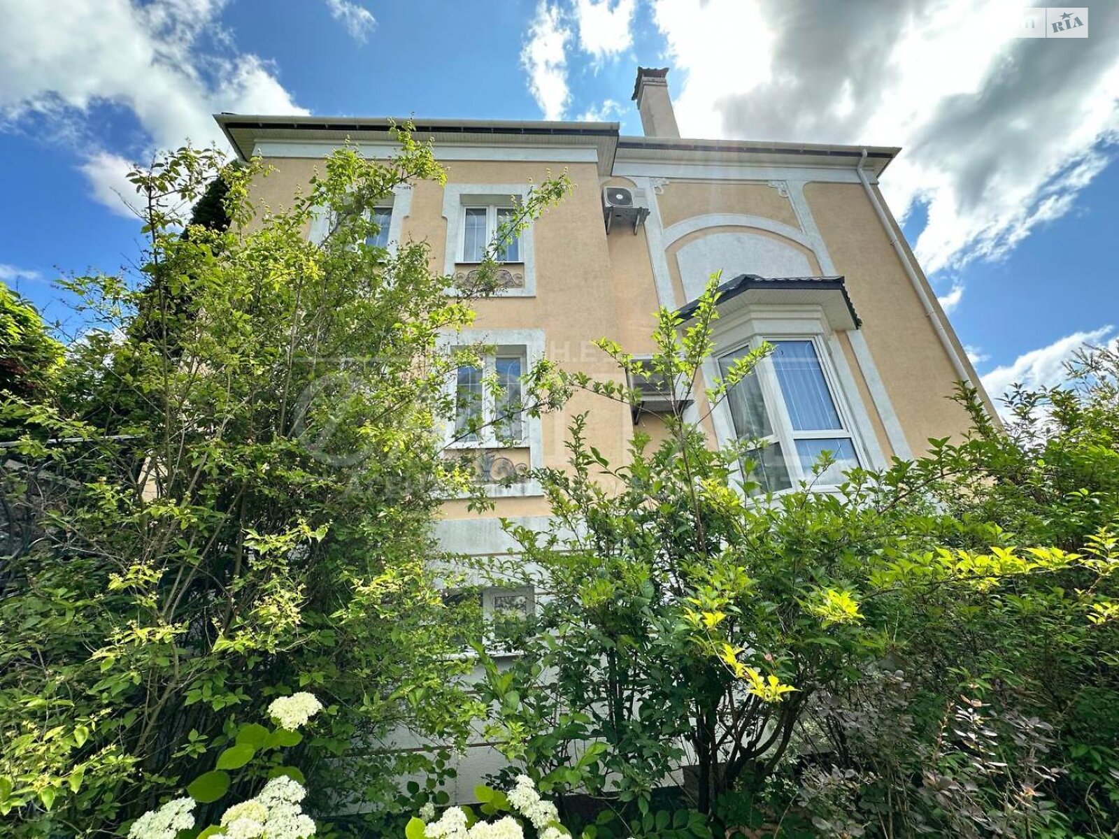 двоповерховий будинок з гаражем, 350 кв. м, цегла. Продаж у Хлепчі фото 1