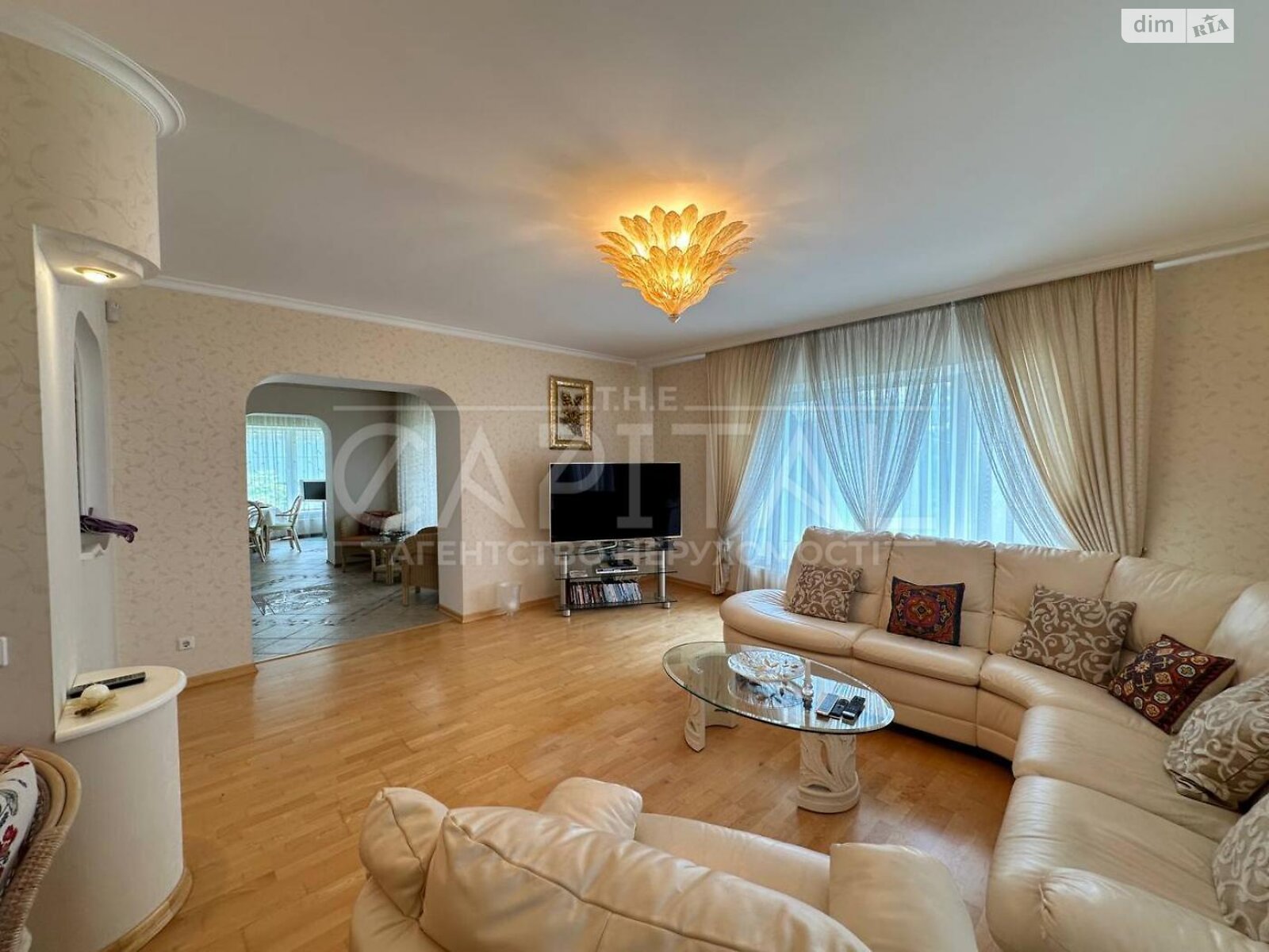 двоповерховий будинок з гаражем, 350 кв. м, цегла. Продаж у Хлепчі фото 1