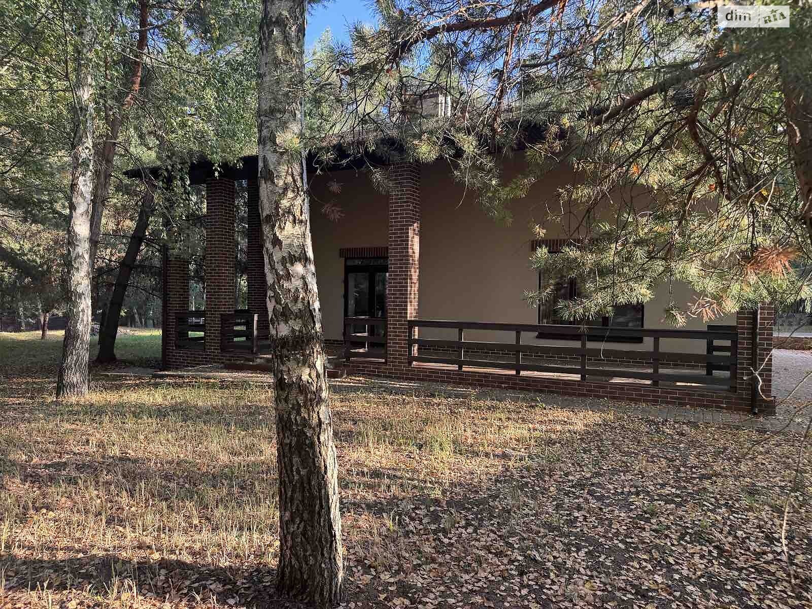 триповерховий будинок з верандою, 312.1 кв. м, цегла. Продаж у Хлепчі фото 1