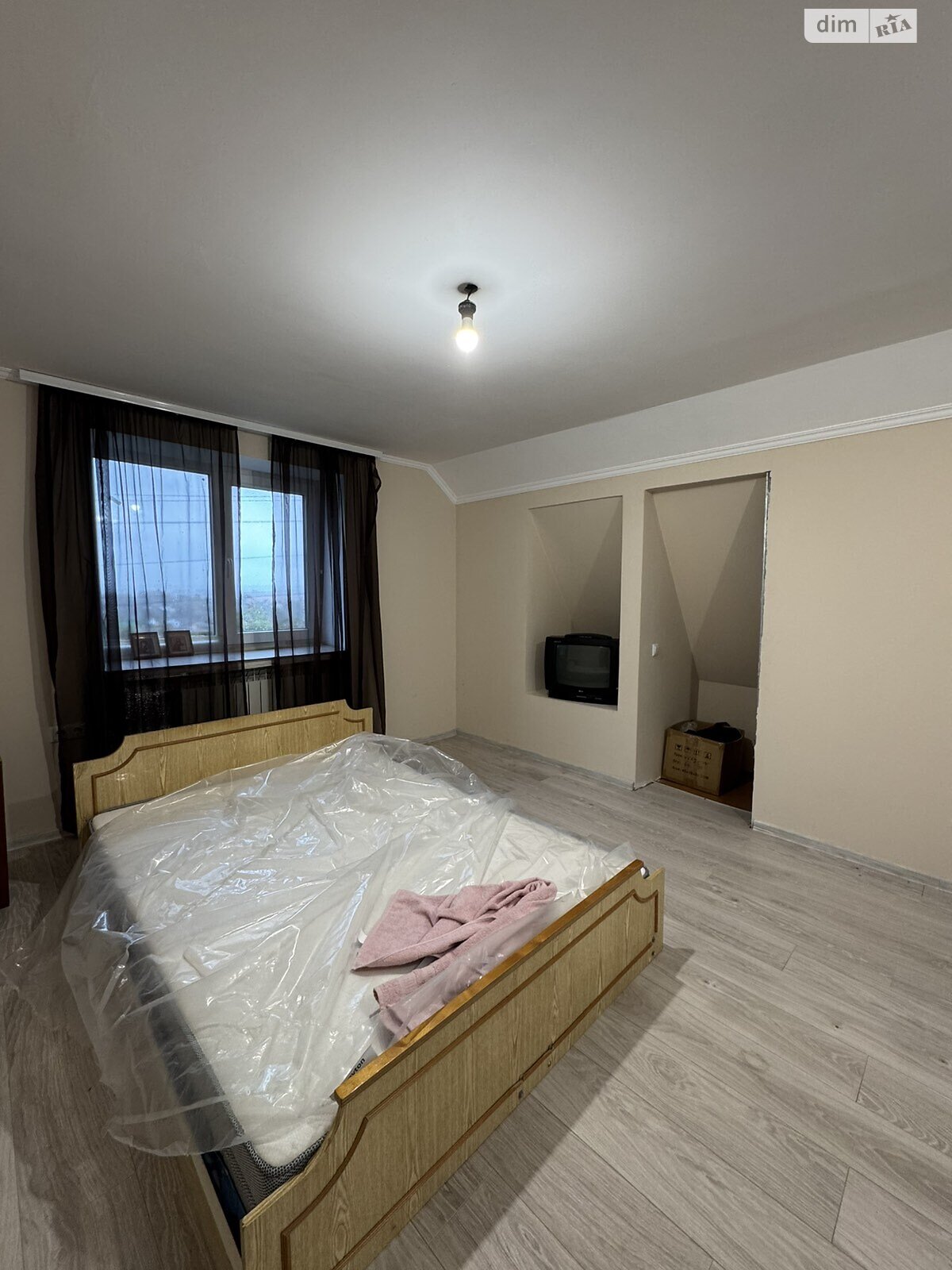 двоповерховий будинок з гаражем, 60 кв. м, кирпич. Продаж в Хмельницькому, район Лезневе фото 1 двоповерховий будинок з гаражем, 60 кв. м, кирпич. Продаж в Хмельницькому, район Лезневе фото 1