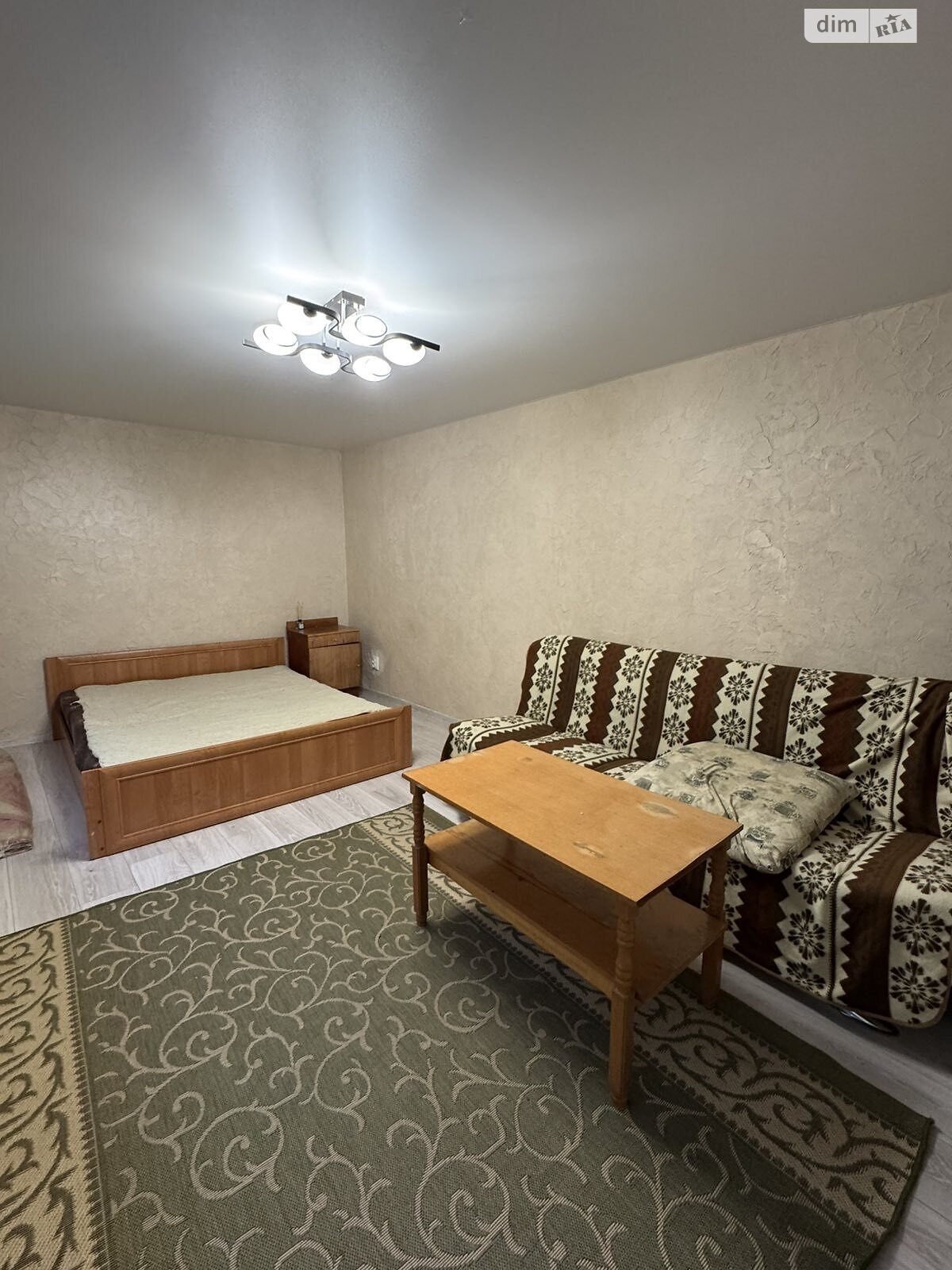 двоповерховий будинок з гаражем, 60 кв. м, кирпич. Продаж в Хмельницькому, район Лезневе фото 1 двоповерховий будинок з гаражем, 60 кв. м, кирпич. Продаж в Хмельницькому, район Лезневе фото 1