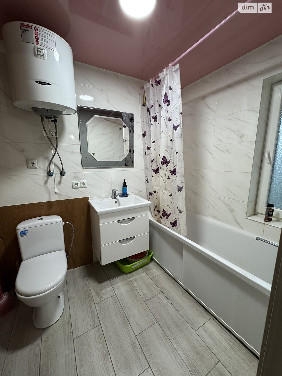 двоповерховий будинок з гаражем, 60 кв. м, кирпич. Продаж в Хмельницькому, район Лезневе фото 1 двоповерховий будинок з гаражем, 60 кв. м, кирпич. Продаж в Хмельницькому, район Лезневе фото 1