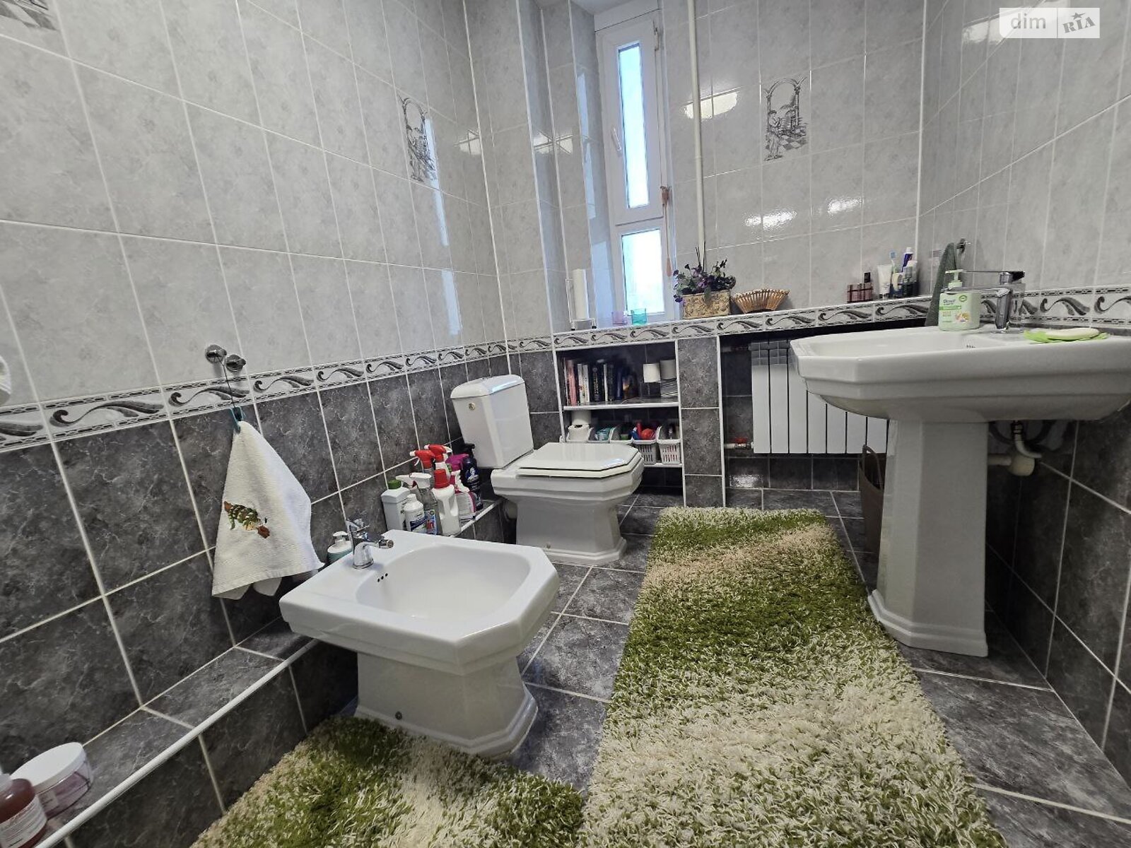 двоповерховий будинок з верандою, 260 кв. м, цегла. Продаж в Хмельницькому, район Автовокзал №1 фото 1 двоповерховий будинок з верандою, 260 кв. м, цегла. Продаж в Хмельницькому, район Автовокзал №1 фото 1