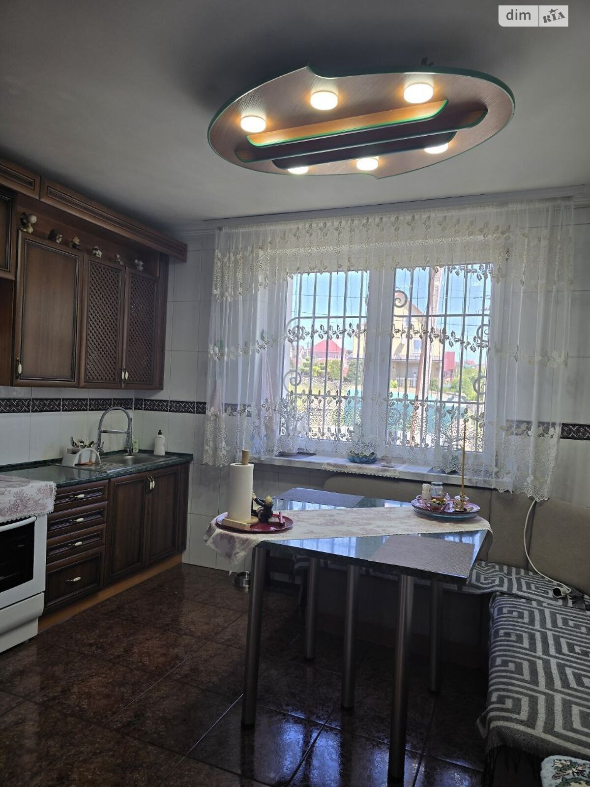 двоповерховий будинок з верандою, 260 кв. м, цегла. Продаж в Хмельницькому, район Автовокзал №1 фото 1 двоповерховий будинок з верандою, 260 кв. м, цегла. Продаж в Хмельницькому, район Автовокзал №1 фото 1