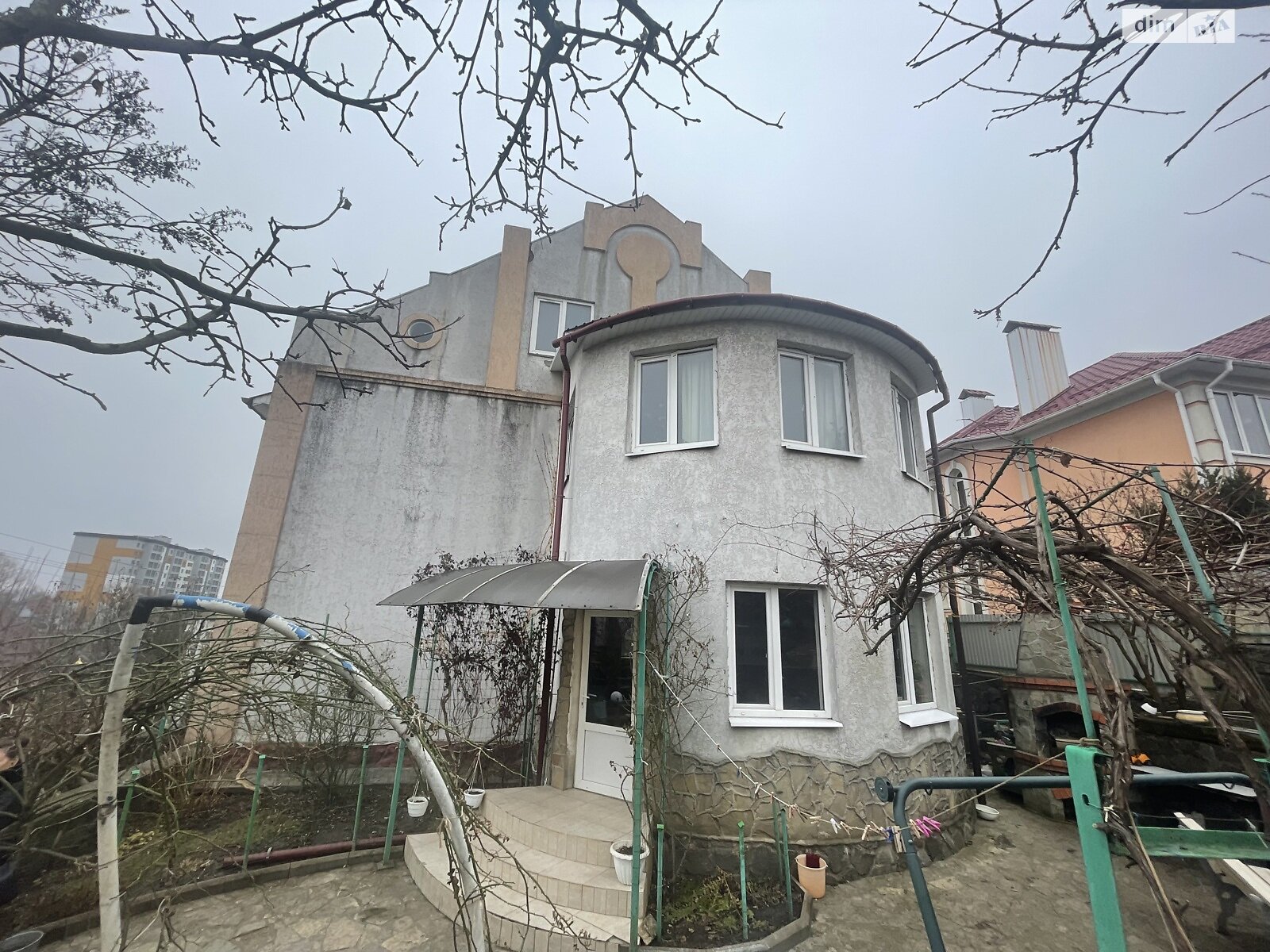 двухэтажный дом с гаражом, 345 кв. м, кирпич. Продажа в Хмельницком район Автовокзал №1 фото 1 двухэтажный дом с гаражом, 345 кв. м, кирпич. Продажа в Хмельницком район Автовокзал №1 фото 1