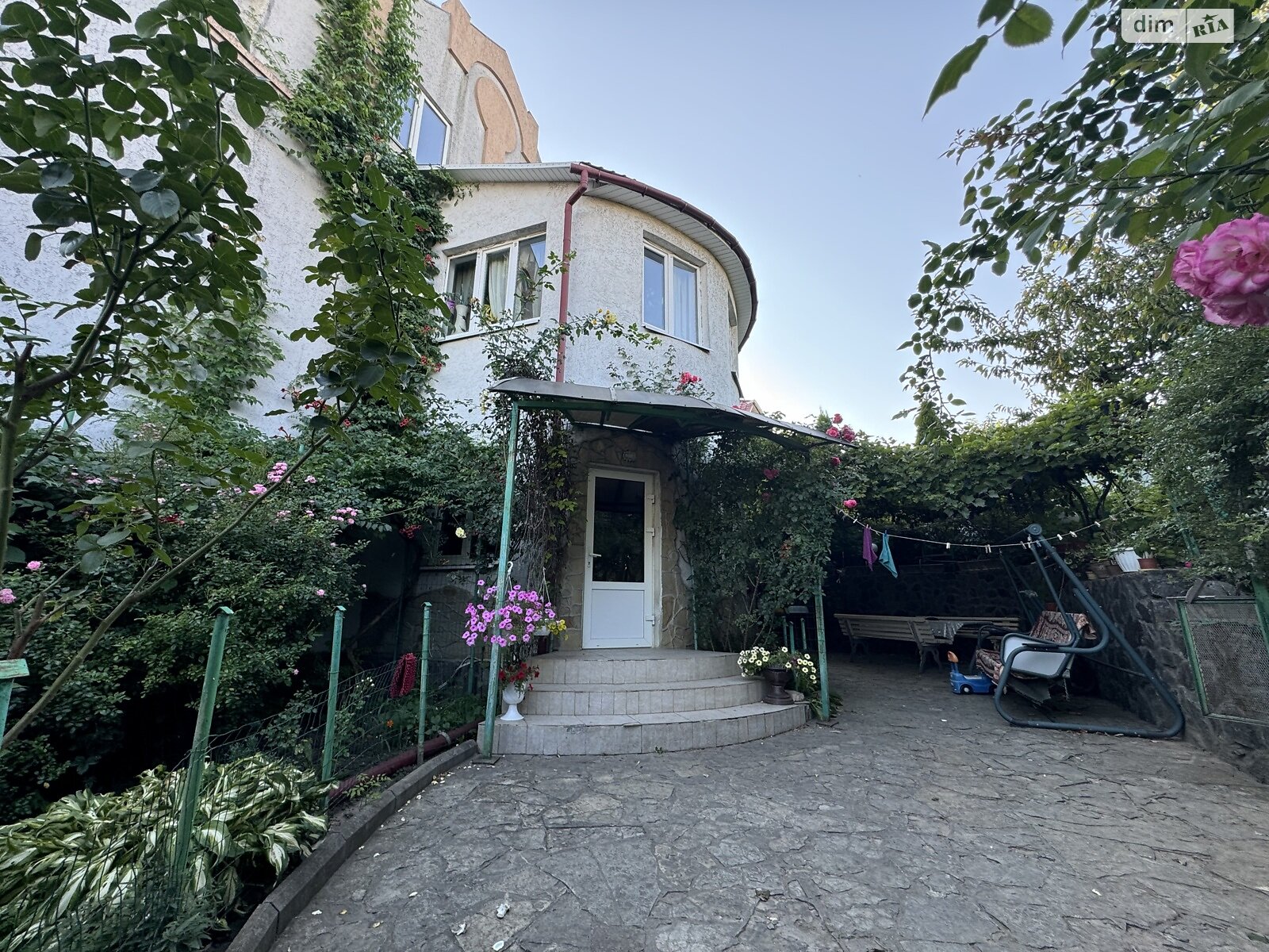 двухэтажный дом с гаражом, 345 кв. м, кирпич. Продажа в Хмельницком район Автовокзал №1 фото 1 двухэтажный дом с гаражом, 345 кв. м, кирпич. Продажа в Хмельницком район Автовокзал №1 фото 1