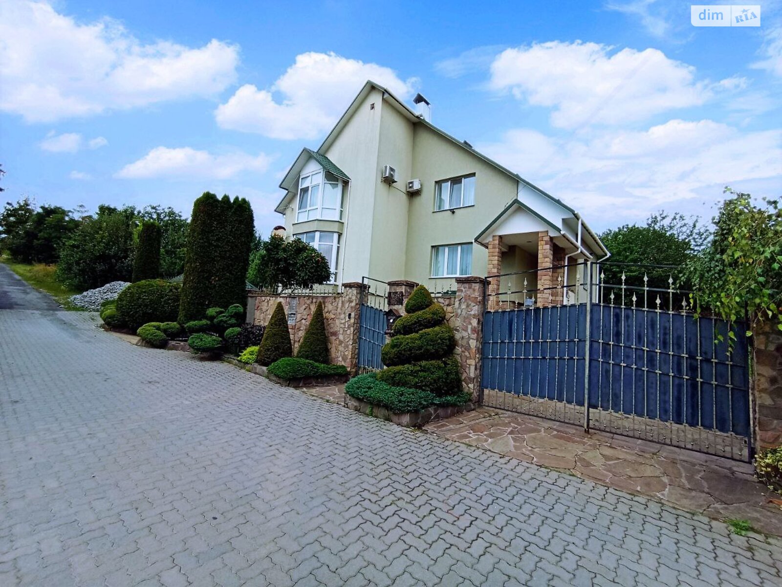 двухэтажный дом с гаражом, 252.8 кв. м, кирпич. Продажа в Хмельницком район Дехтярка фото 1 двухэтажный дом с гаражом, 252.8 кв. м, кирпич. Продажа в Хмельницком район Дехтярка фото 1