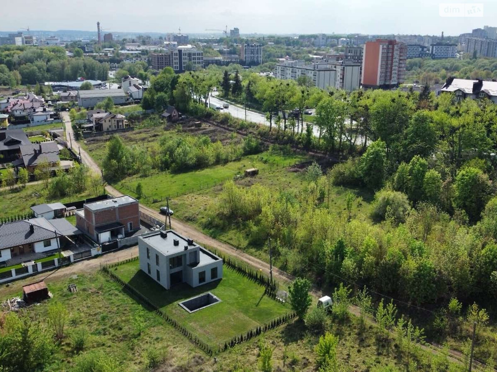 двоповерховий будинок з гаражем, 140.5 кв. м, цегла. Продаж в Хмельницькому, район Дендропарковий фото 1 двоповерховий будинок з гаражем, 140.5 кв. м, цегла. Продаж в Хмельницькому, район Дендропарковий фото 1