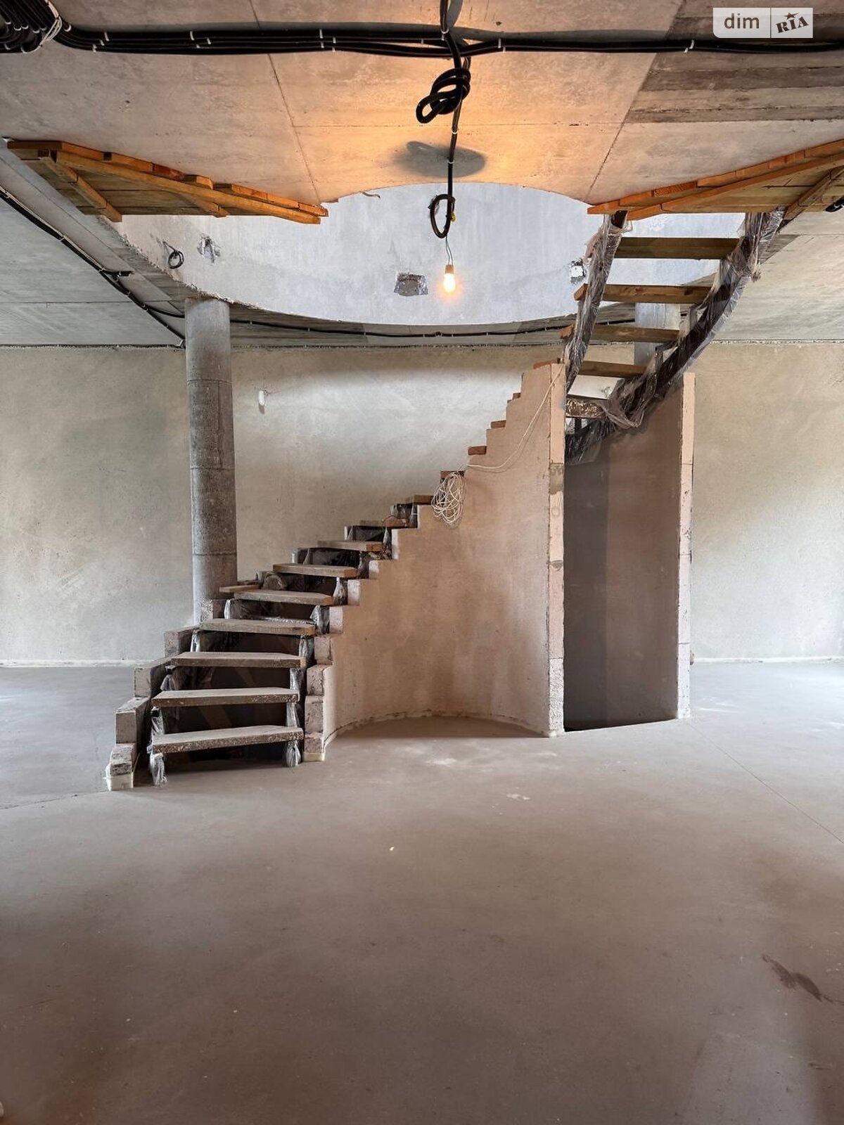 двухэтажный дом с отоплением, 283 кв. м, кирпич. Продажа в Хмельницком район Дивокрай фото 1 двухэтажный дом с отоплением, 283 кв. м, кирпич. Продажа в Хмельницком район Дивокрай фото 1