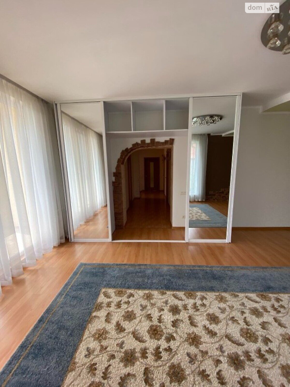 двоповерховий будинок з опаленням, 318.9 кв. м, кирпич. Продаж в Хмельницькому, район Дубове фото 1 двоповерховий будинок з опаленням, 318.9 кв. м, кирпич. Продаж в Хмельницькому, район Дубове фото 1