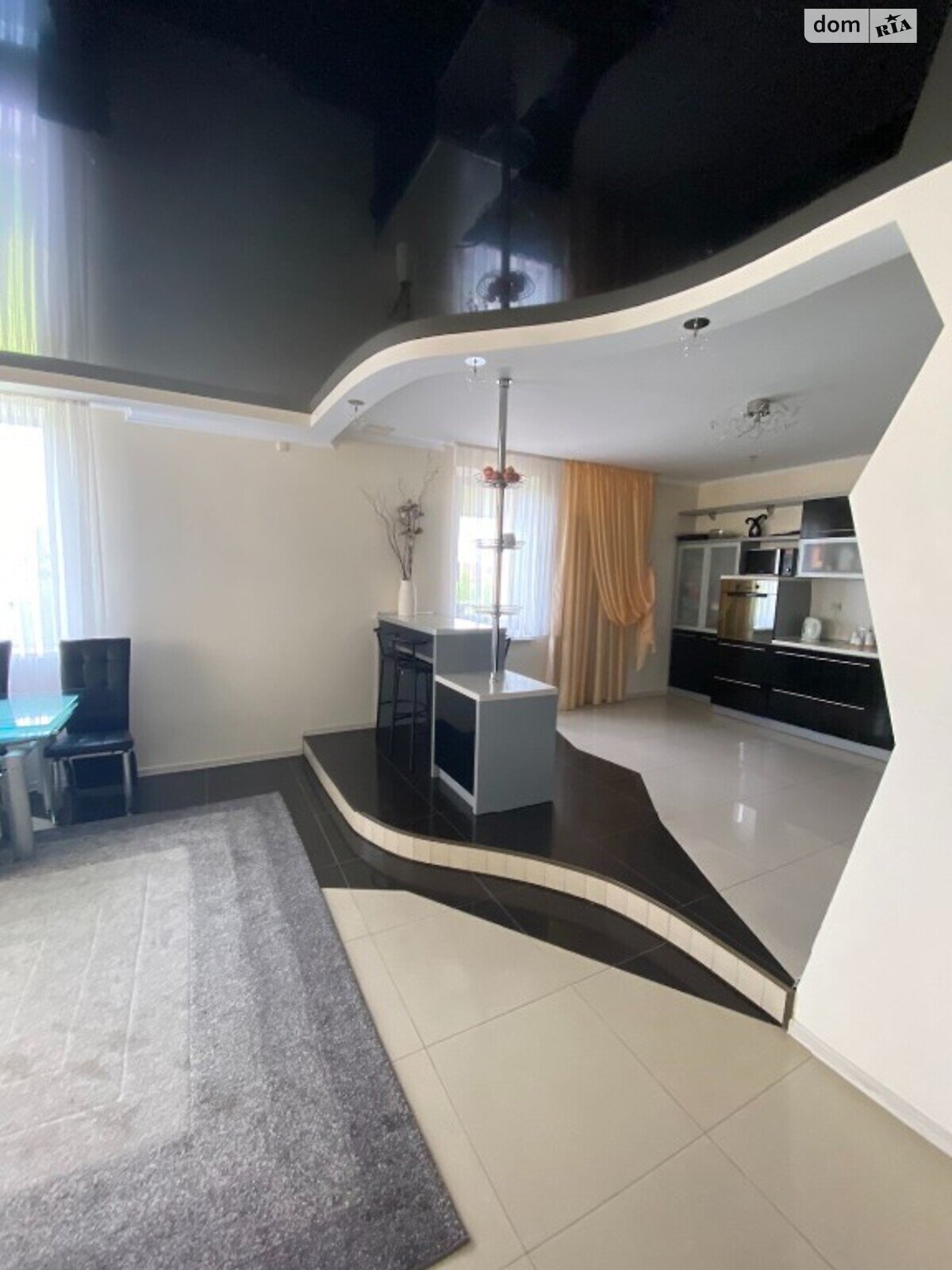 двоповерховий будинок з опаленням, 318.9 кв. м, кирпич. Продаж в Хмельницькому, район Дубове фото 1 двоповерховий будинок з опаленням, 318.9 кв. м, кирпич. Продаж в Хмельницькому, район Дубове фото 1