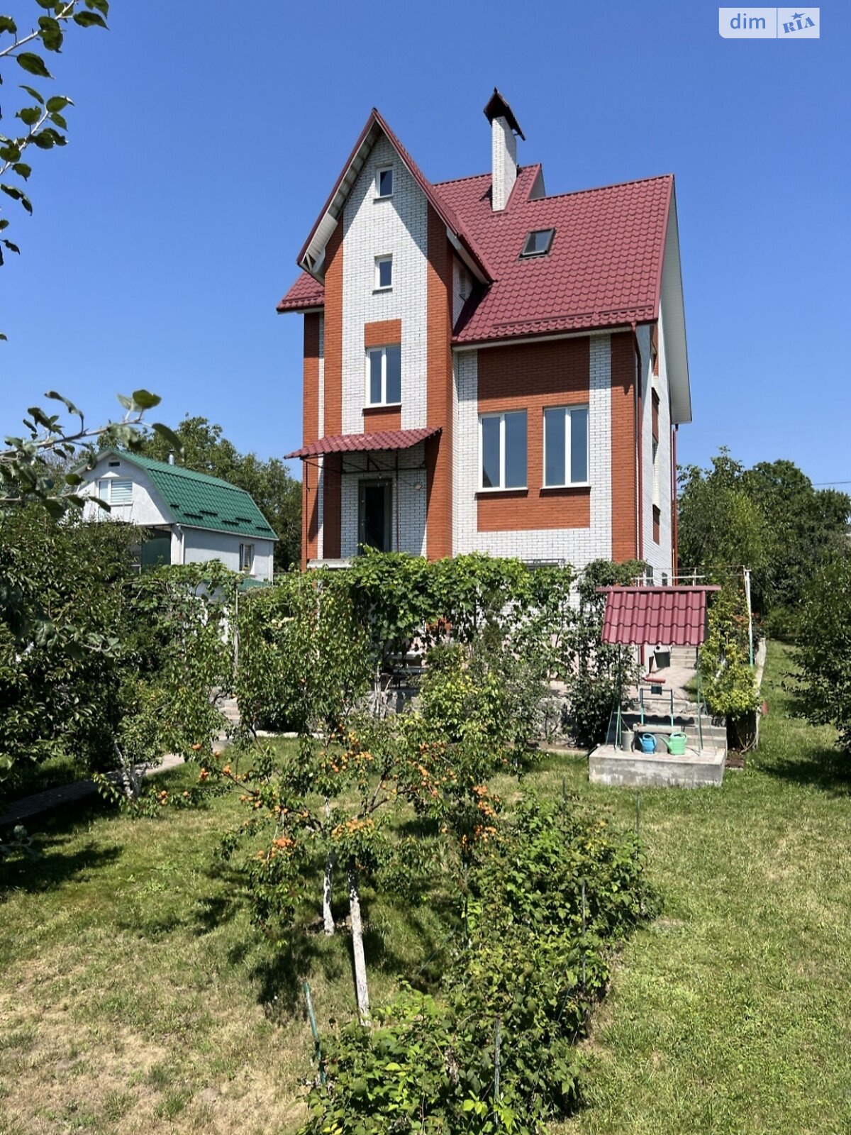 трехэтажный дом с гаражом, 348.7 кв. м, кирпич. Продажа в Хмельницком район Дубово фото 1 трехэтажный дом с гаражом, 348.7 кв. м, кирпич. Продажа в Хмельницком район Дубово фото 1