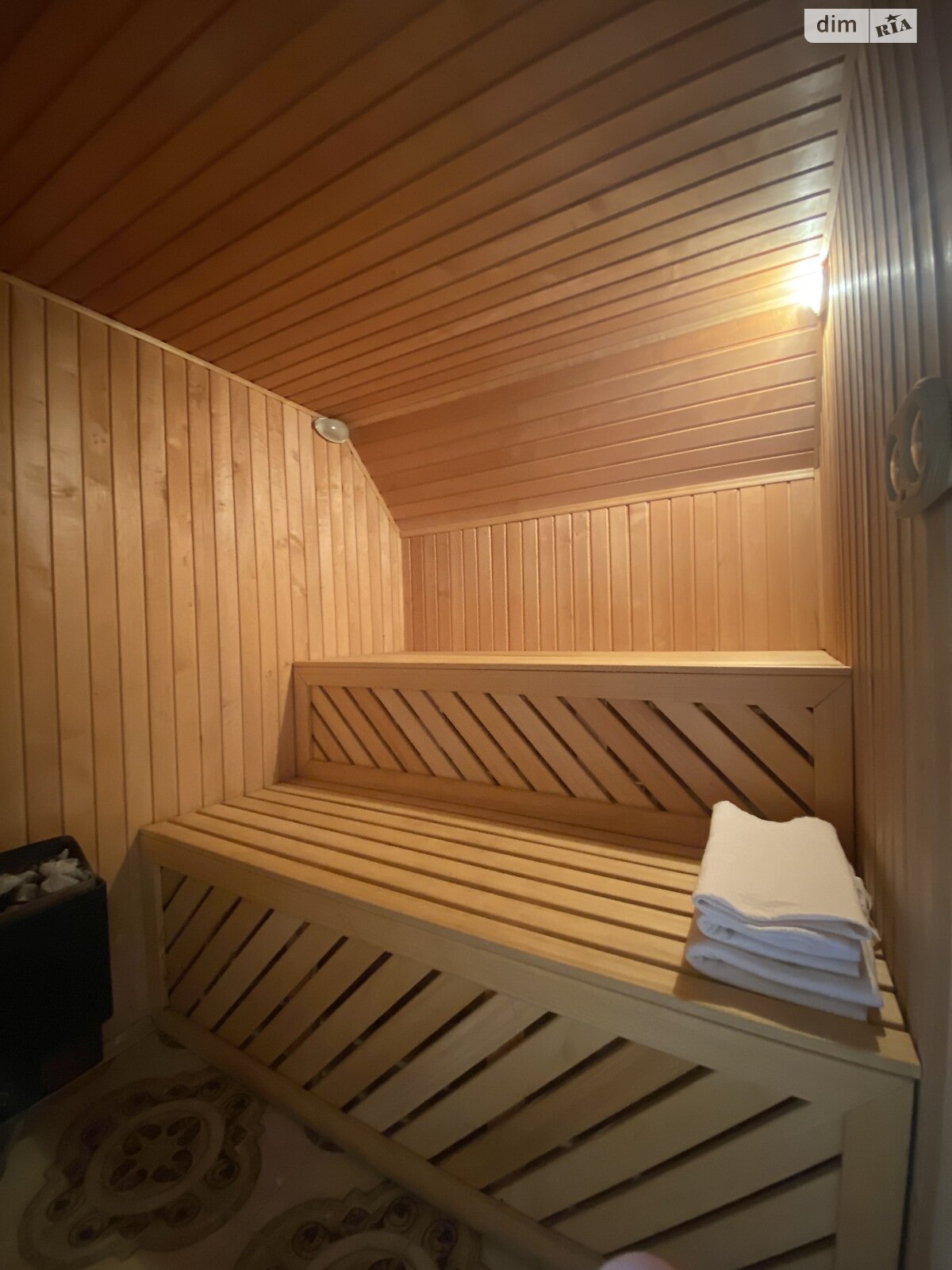 триповерховий будинок з гаражем, 348.7 кв. м, кирпич. Продаж в Хмельницькому, район Дубове фото 1 триповерховий будинок з гаражем, 348.7 кв. м, кирпич. Продаж в Хмельницькому, район Дубове фото 1