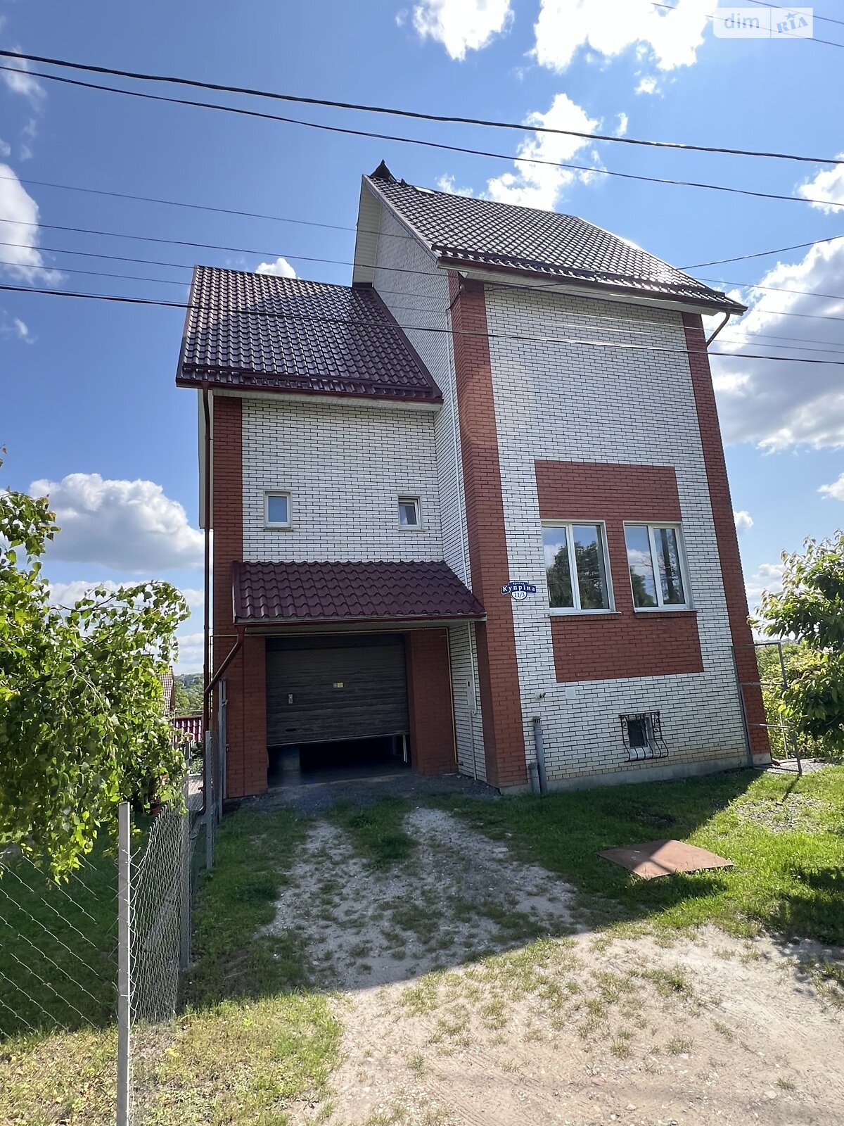 четырехэтажный дом с гаражом, 348.7 кв. м, кирпич. Продажа в Хмельницком район Дубово фото 1 четырехэтажный дом с гаражом, 348.7 кв. м, кирпич. Продажа в Хмельницком район Дубово фото 1