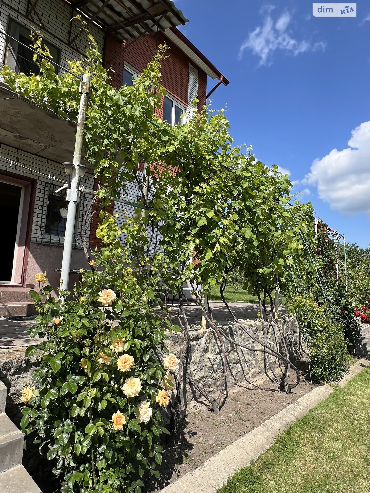 четырехэтажный дом с гаражом, 348.7 кв. м, кирпич. Продажа в Хмельницком район Дубово фото 1 четырехэтажный дом с гаражом, 348.7 кв. м, кирпич. Продажа в Хмельницком район Дубово фото 1