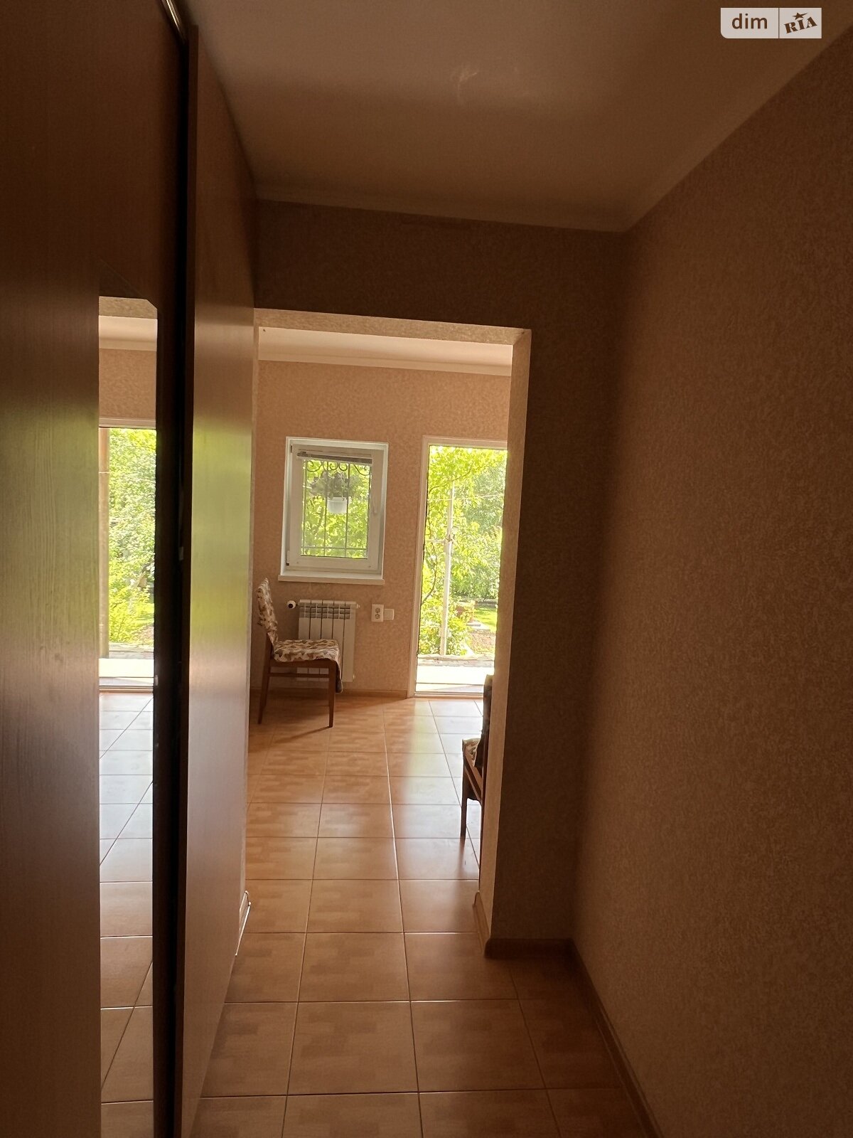 четырехэтажный дом с гаражом, 348.7 кв. м, кирпич. Продажа в Хмельницком район Дубово фото 1 четырехэтажный дом с гаражом, 348.7 кв. м, кирпич. Продажа в Хмельницком район Дубово фото 1