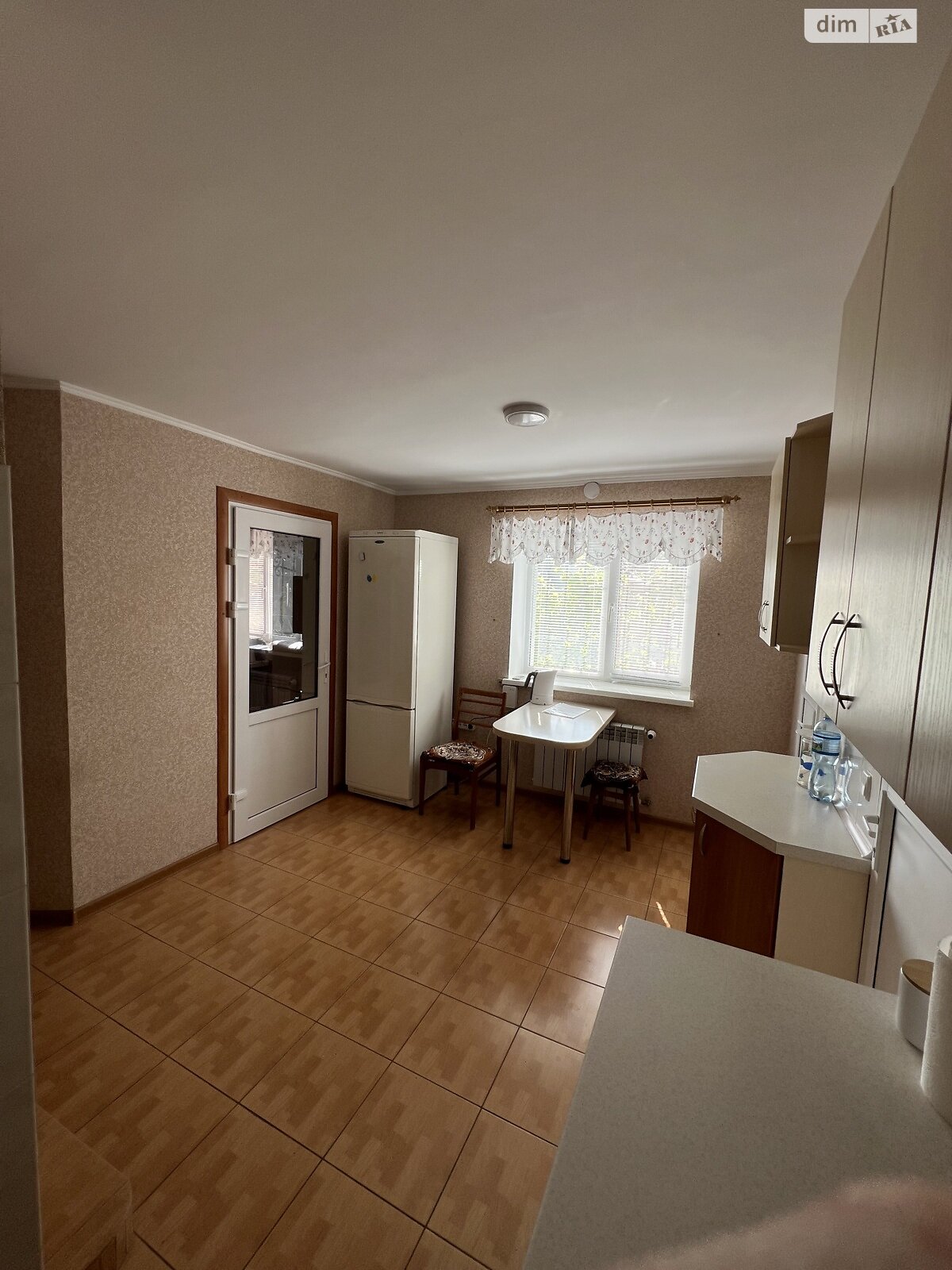 четырехэтажный дом с гаражом, 348.7 кв. м, кирпич. Продажа в Хмельницком район Дубово фото 1 четырехэтажный дом с гаражом, 348.7 кв. м, кирпич. Продажа в Хмельницком район Дубово фото 1