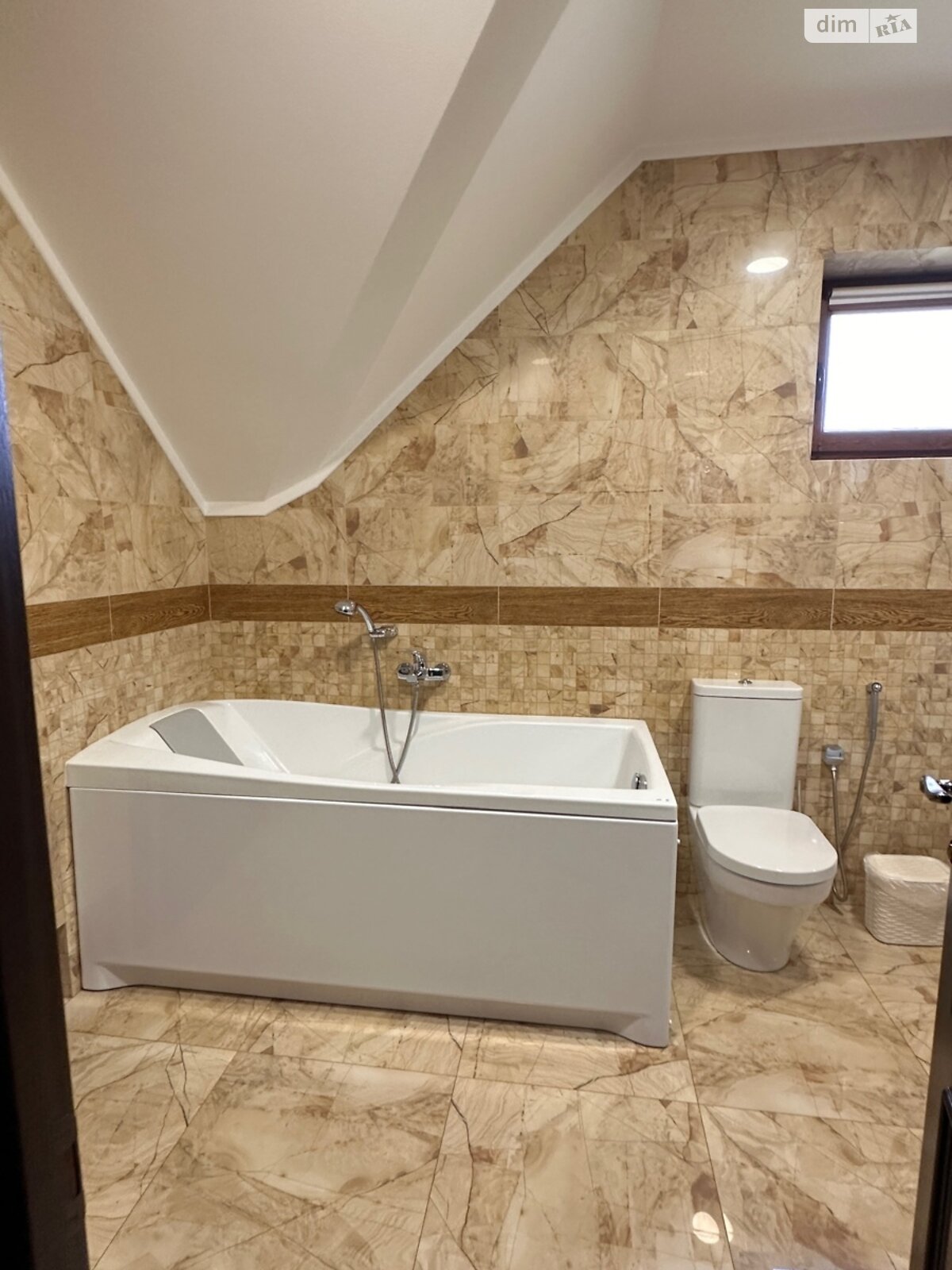 двоповерховий будинок, 133 кв. м, цегла. Продаж в Хмельницькому, район Дубове фото 1 двоповерховий будинок, 133 кв. м, цегла. Продаж в Хмельницькому, район Дубове фото 1