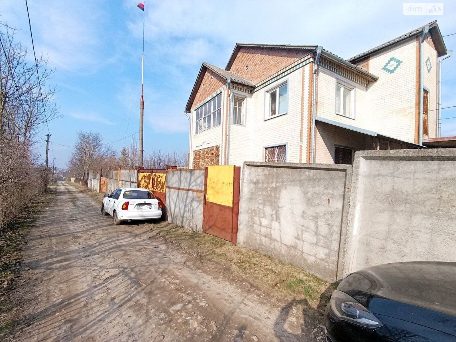 двухэтажный дом с ремонтом, 253.5 кв. м, кирпич. Продажа в Хмельницком район Дубово фото 1 двухэтажный дом с ремонтом, 253.5 кв. м, кирпич. Продажа в Хмельницком район Дубово фото 1
