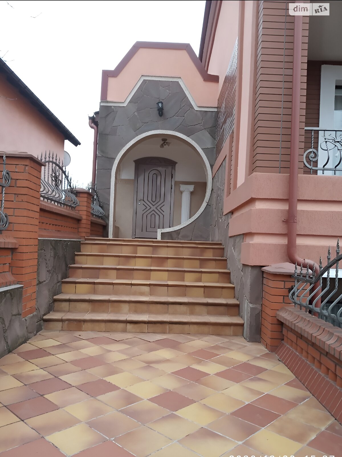 двоповерховий будинок з гаражем, 246.4 кв. м, цегла. Продаж в Хмельницькому, район Фельштинський переїзд фото 1 двоповерховий будинок з гаражем, 246.4 кв. м, цегла. Продаж в Хмельницькому, район Фельштинський переїзд фото 1