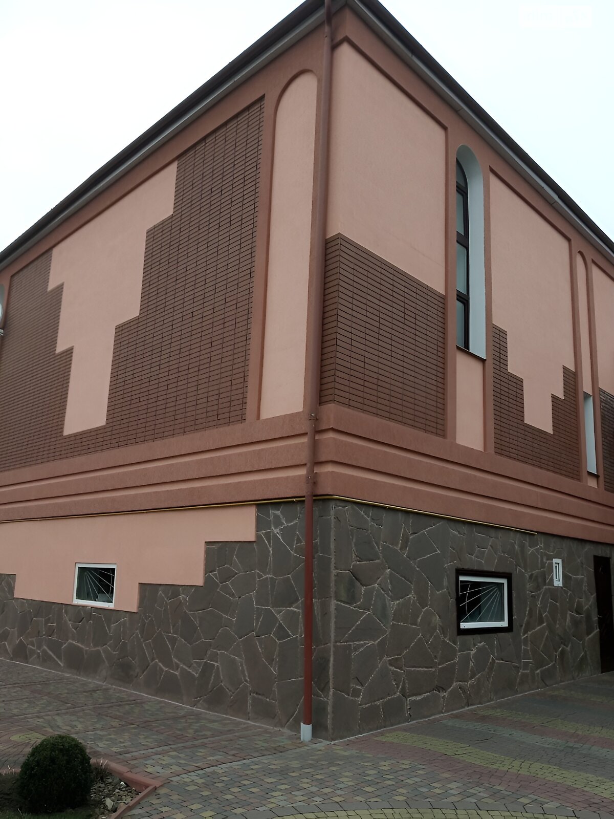 двоповерховий будинок з гаражем, 246.4 кв. м, цегла. Продаж в Хмельницькому, район Фельштинський переїзд фото 1 двоповерховий будинок з гаражем, 246.4 кв. м, цегла. Продаж в Хмельницькому, район Фельштинський переїзд фото 1
