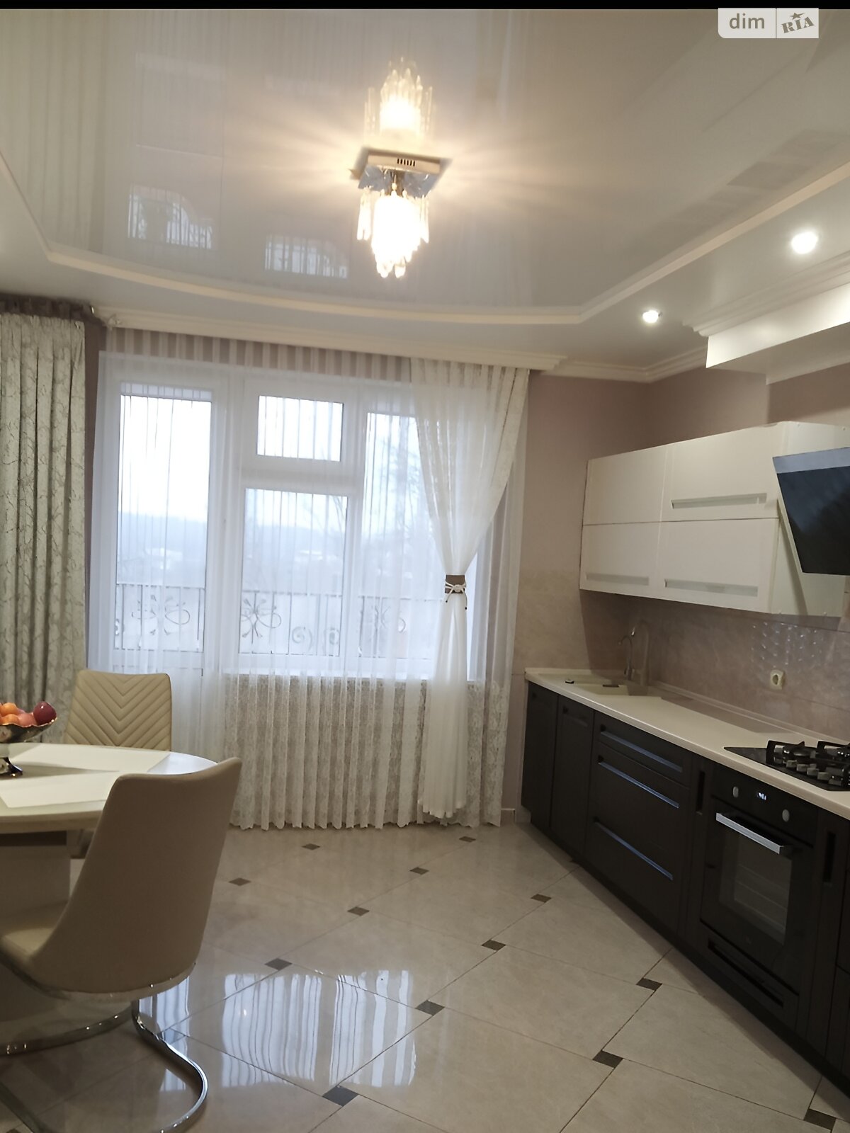 двоповерховий будинок з гаражем, 246.4 кв. м, цегла. Продаж в Хмельницькому, район Фельштинський переїзд фото 1 двоповерховий будинок з гаражем, 246.4 кв. м, цегла. Продаж в Хмельницькому, район Фельштинський переїзд фото 1