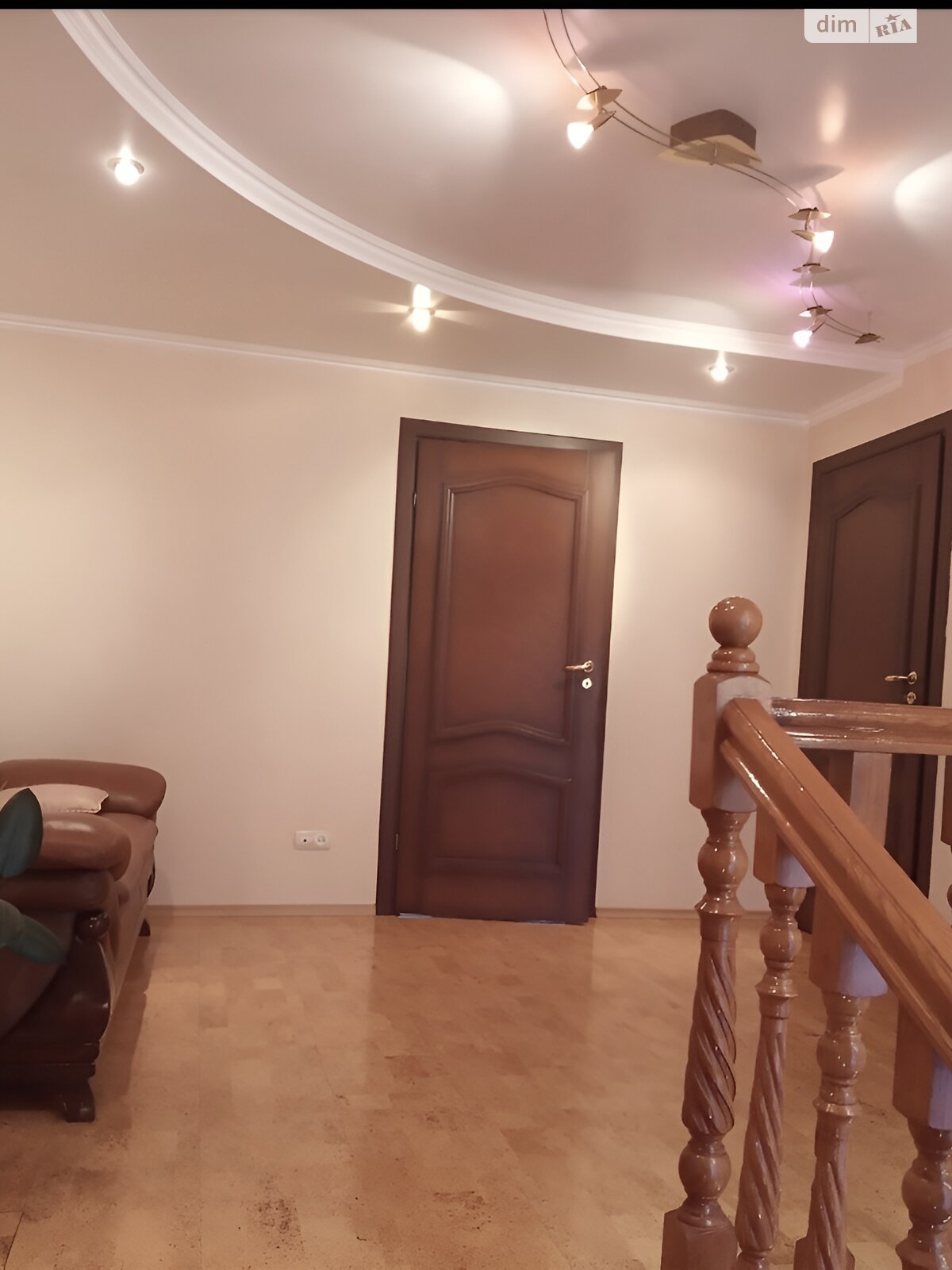 двоповерховий будинок з гаражем, 246.4 кв. м, цегла. Продаж в Хмельницькому, район Фельштинський переїзд фото 1 двоповерховий будинок з гаражем, 246.4 кв. м, цегла. Продаж в Хмельницькому, район Фельштинський переїзд фото 1