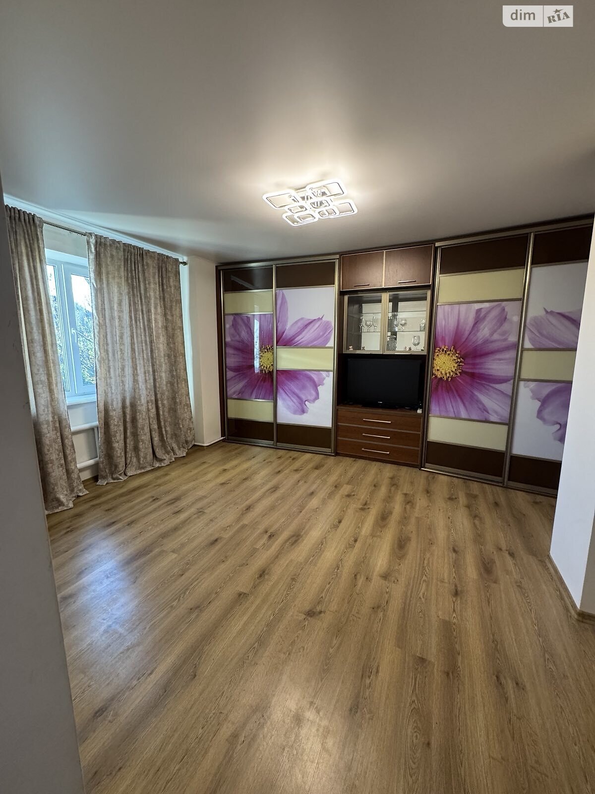 двоповерховий будинок, 244.1 кв. м, цегла. Продаж в Хмельницькому, район Гречани фото 1 двоповерховий будинок, 244.1 кв. м, цегла. Продаж в Хмельницькому, район Гречани фото 1