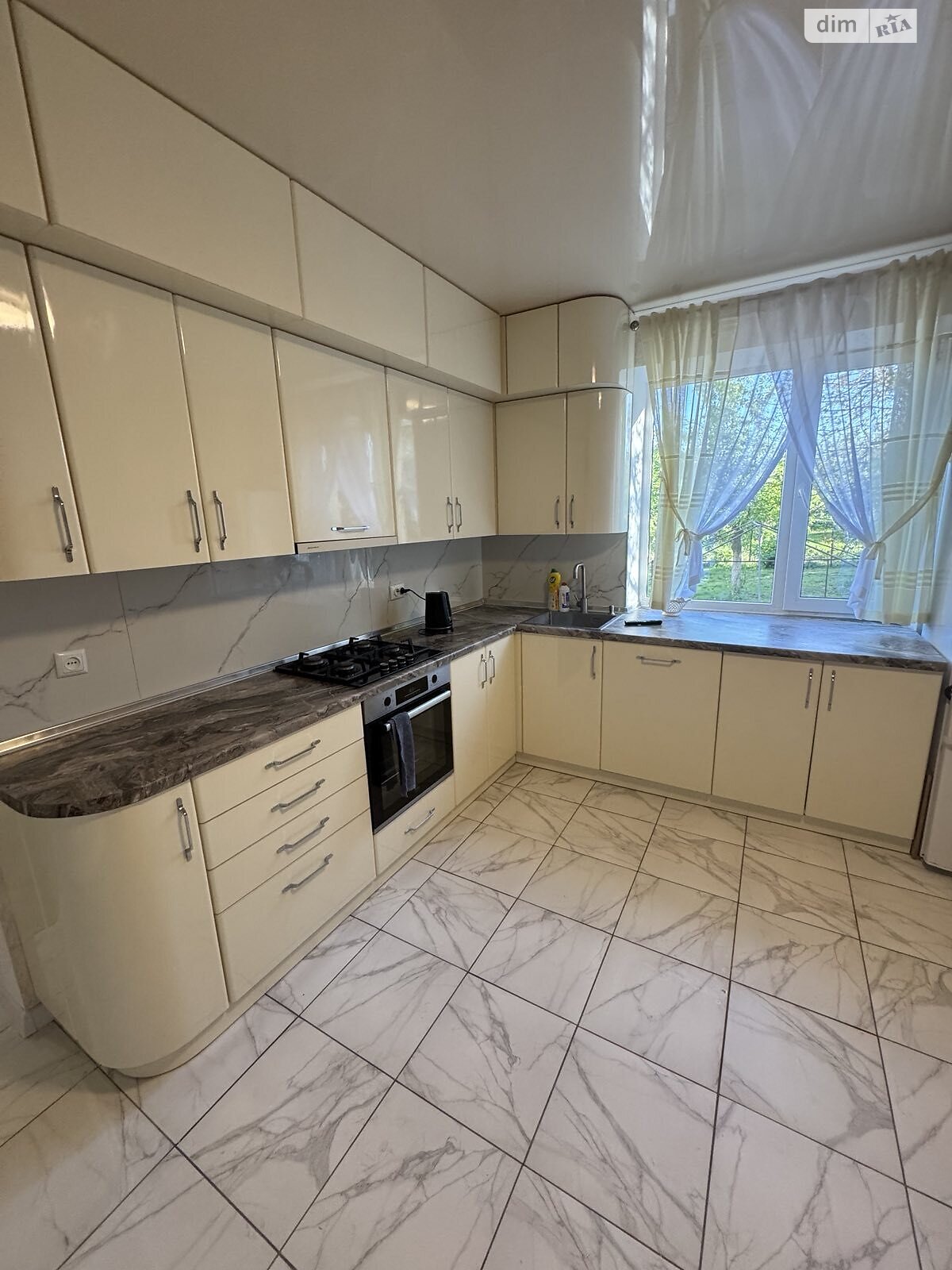 двоповерховий будинок, 244.1 кв. м, цегла. Продаж в Хмельницькому, район Гречани фото 1 двоповерховий будинок, 244.1 кв. м, цегла. Продаж в Хмельницькому, район Гречани фото 1