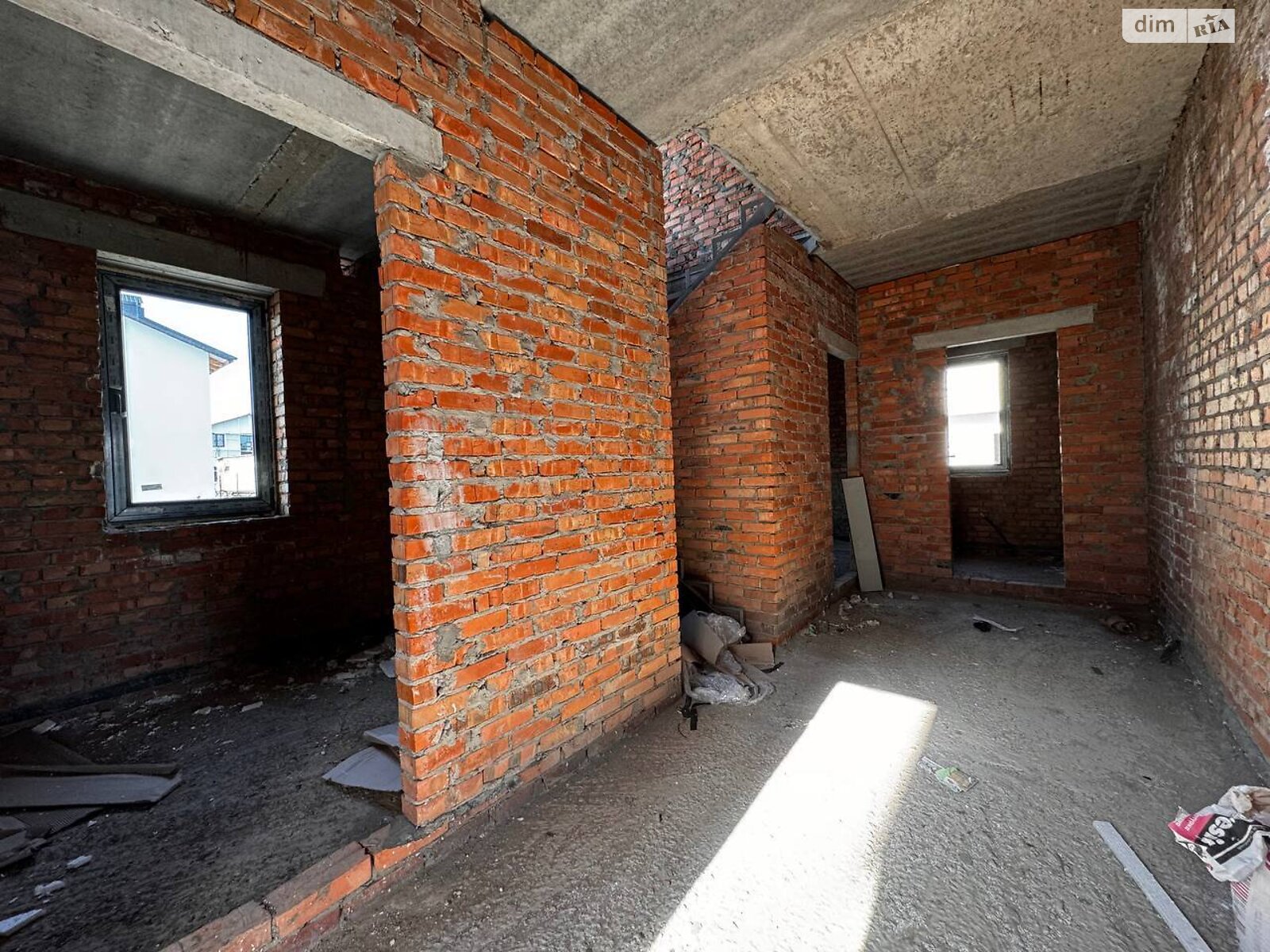 двухэтажный дом с гаражом, 225 кв. м, кирпич. Продажа в Хмельницком фото 1 двухэтажный дом с гаражом, 225 кв. м, кирпич. Продажа в Хмельницком фото 1
