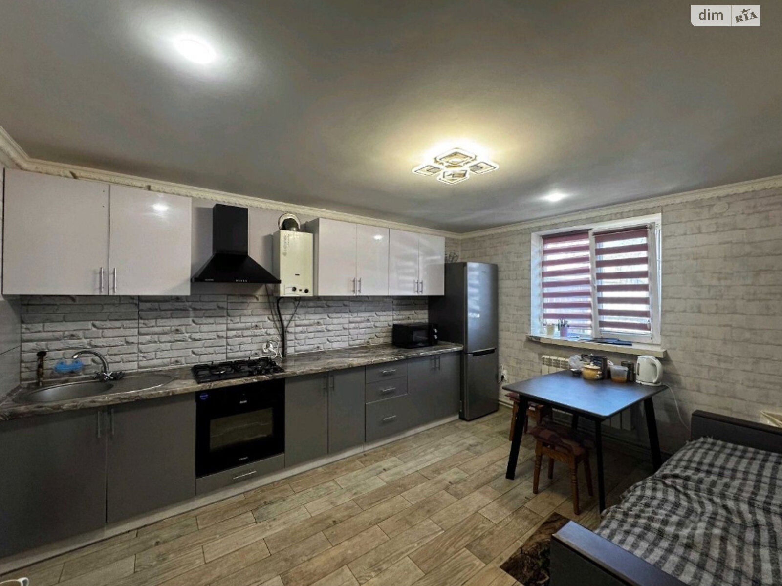 двухэтажный дом с балконом, 85 кв. м, кирпич. Продажа в Хмельницком район Лезневое фото 1 двухэтажный дом с балконом, 85 кв. м, кирпич. Продажа в Хмельницком район Лезневое фото 1