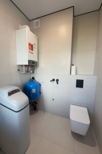 одноэтажный дом с ремонтом, 100 кв. м, кирпич. Продажа в Хмельницком район Лезневое фото 2