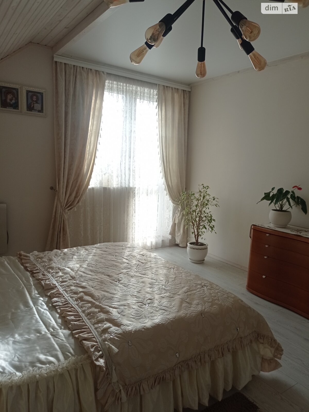 двоповерховий будинок з опаленням, 230.2 кв. м, цегла. Продаж в Хмельницькому, район Лезневе фото 1 двоповерховий будинок з опаленням, 230.2 кв. м, цегла. Продаж в Хмельницькому, район Лезневе фото 1