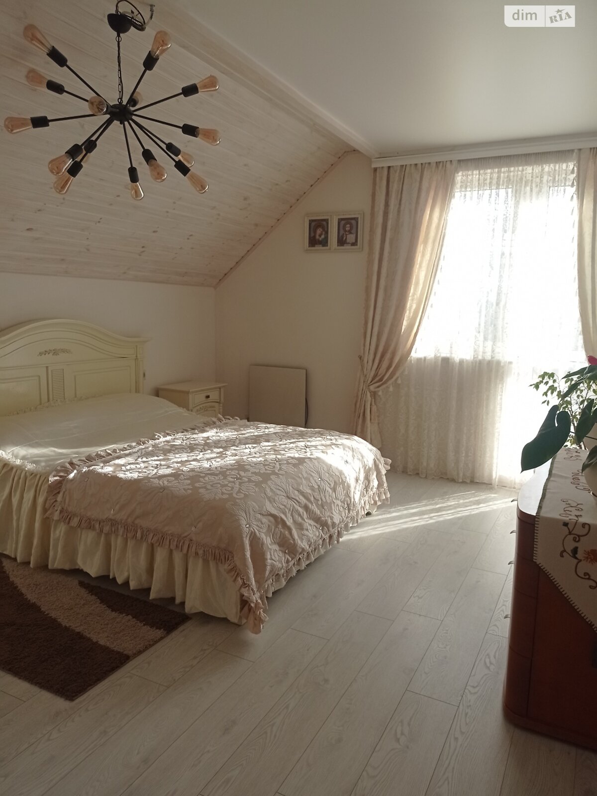 двоповерховий будинок з опаленням, 230.2 кв. м, цегла. Продаж в Хмельницькому, район Лезневе фото 1 двоповерховий будинок з опаленням, 230.2 кв. м, цегла. Продаж в Хмельницькому, район Лезневе фото 1