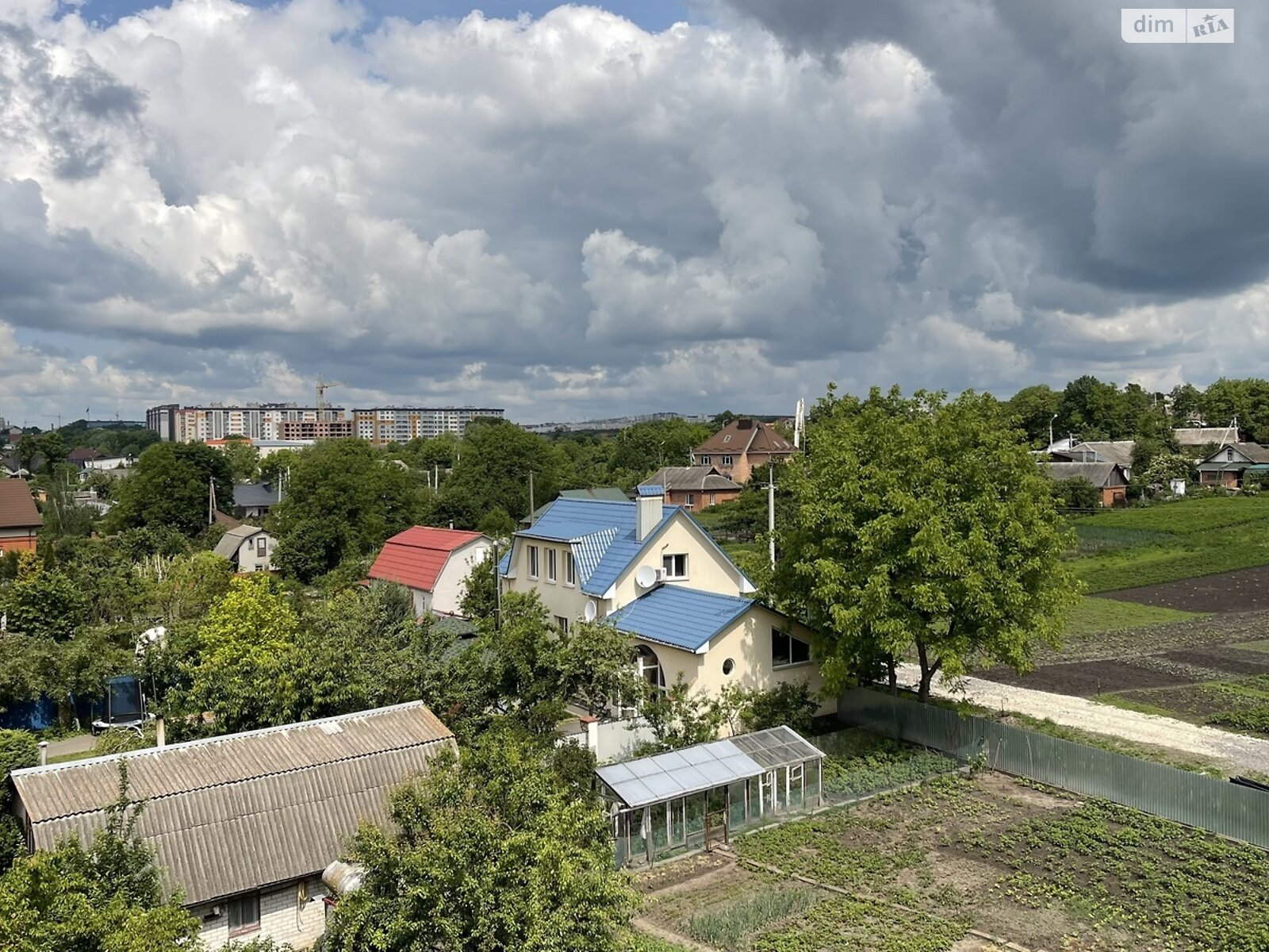 четырехэтажный дом с балконом, 473 кв. м, кирпич. Продажа в Хмельницком район Лезневое фото 1 четырехэтажный дом с балконом, 473 кв. м, кирпич. Продажа в Хмельницком район Лезневое фото 1