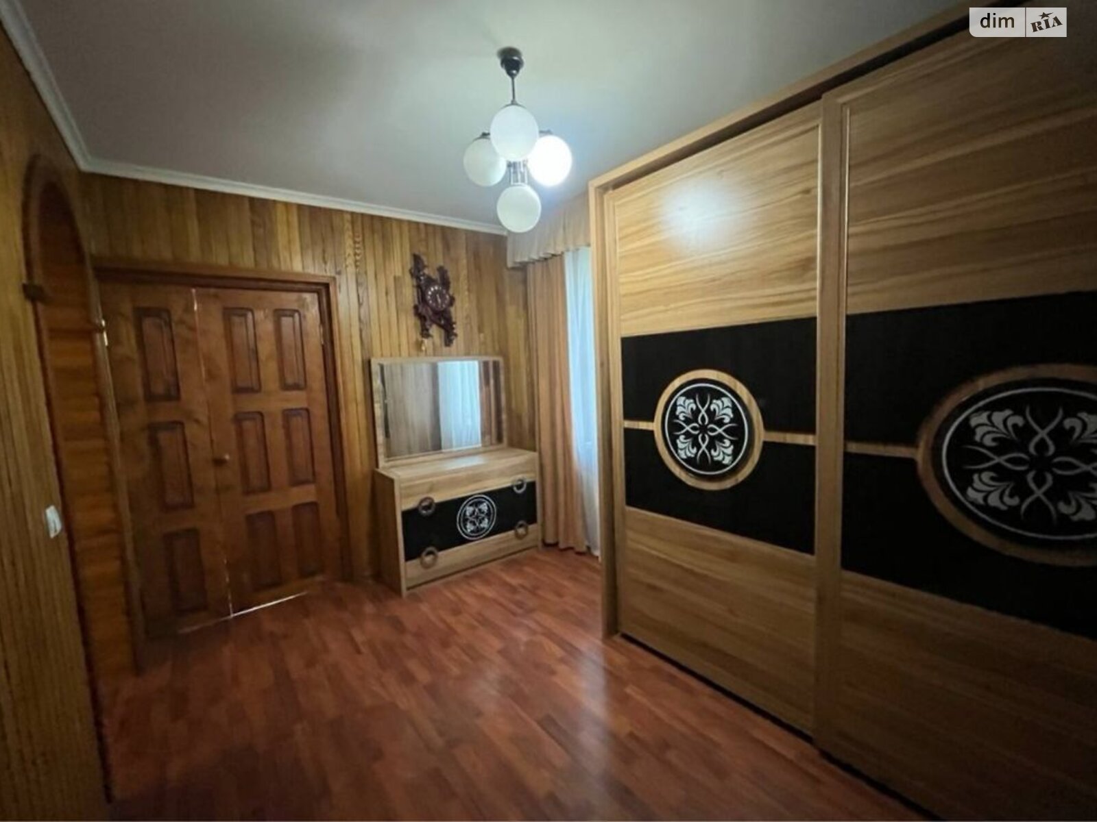 одноэтажный дом с гаражом, 80 кв. м, кирпич. Продажа в Хмельницком район Лезневое фото 1 одноэтажный дом с гаражом, 80 кв. м, кирпич. Продажа в Хмельницком район Лезневое фото 1