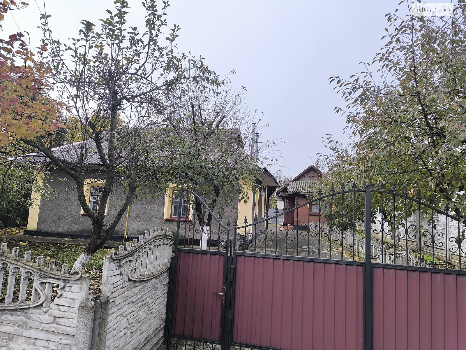 одноэтажный дом с верандой, 49.2 кв. м, глинобитный. Продажа в Хмельницком район Лезневое фото 1 одноэтажный дом с верандой, 49.2 кв. м, глинобитный. Продажа в Хмельницком район Лезневое фото 1