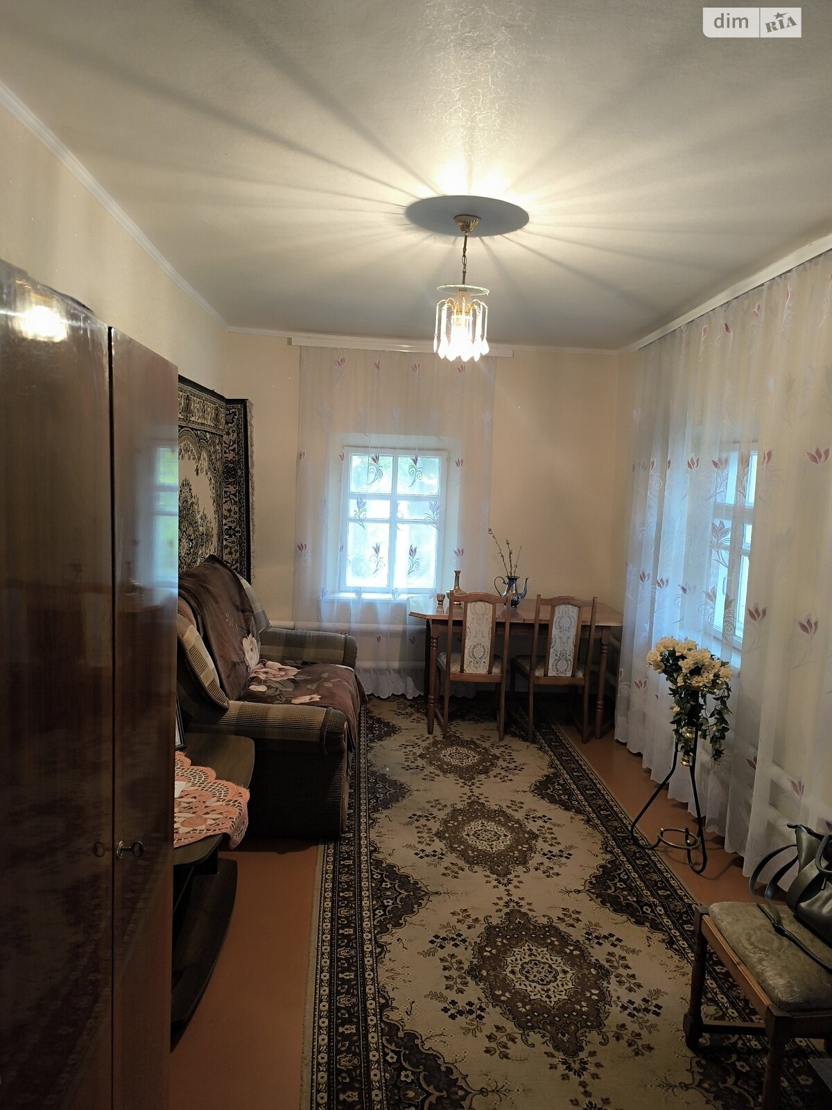 одноэтажный дом с верандой, 49.2 кв. м, глинобитный. Продажа в Хмельницком район Лезневое фото 1 одноэтажный дом с верандой, 49.2 кв. м, глинобитный. Продажа в Хмельницком район Лезневое фото 1