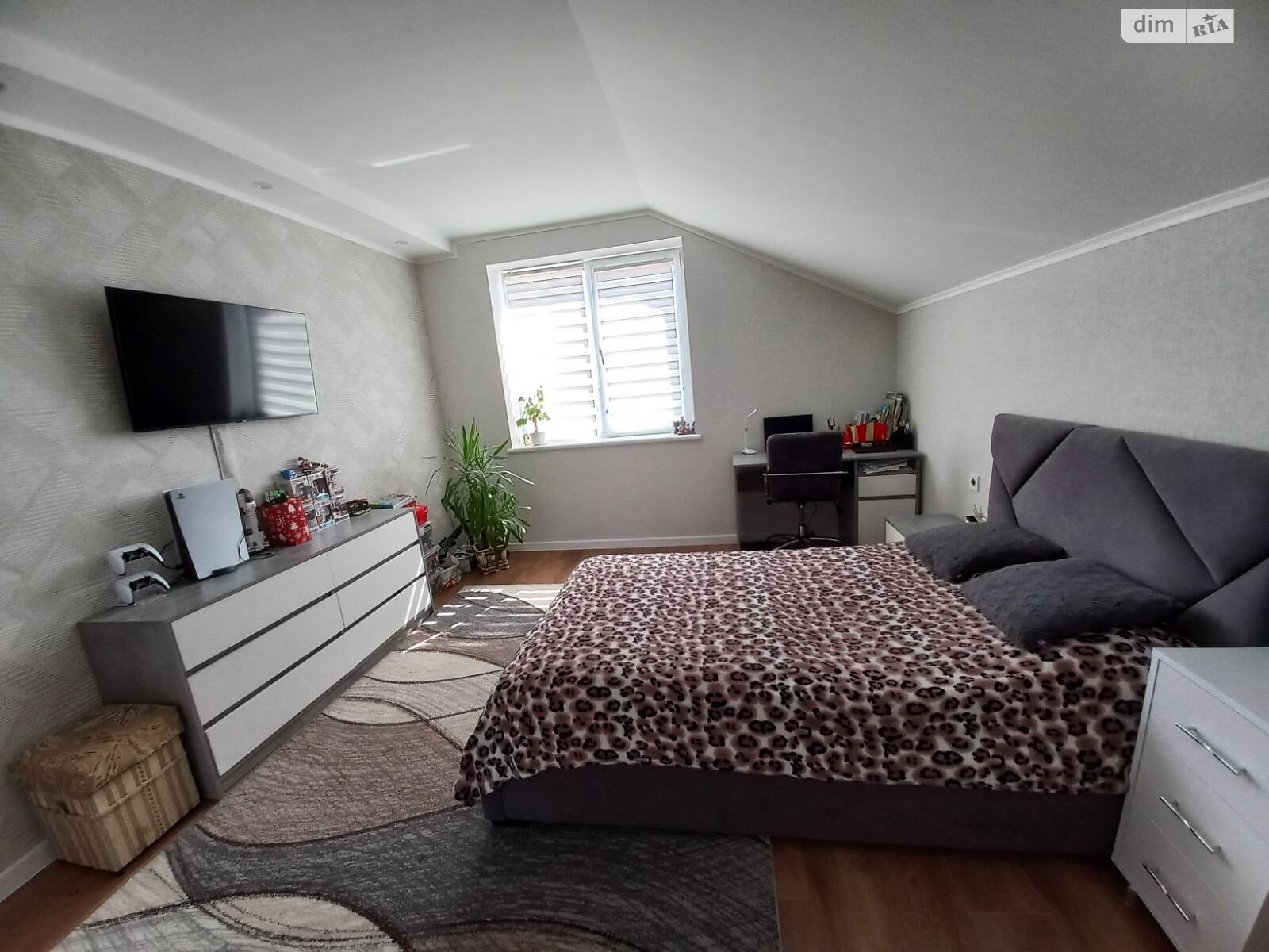 двухэтажный дом с балконом, 135.17 кв. м, кирпич. Продажа в Хмельницком район Лезневое фото 1 двухэтажный дом с балконом, 135.17 кв. м, кирпич. Продажа в Хмельницком район Лезневое фото 1