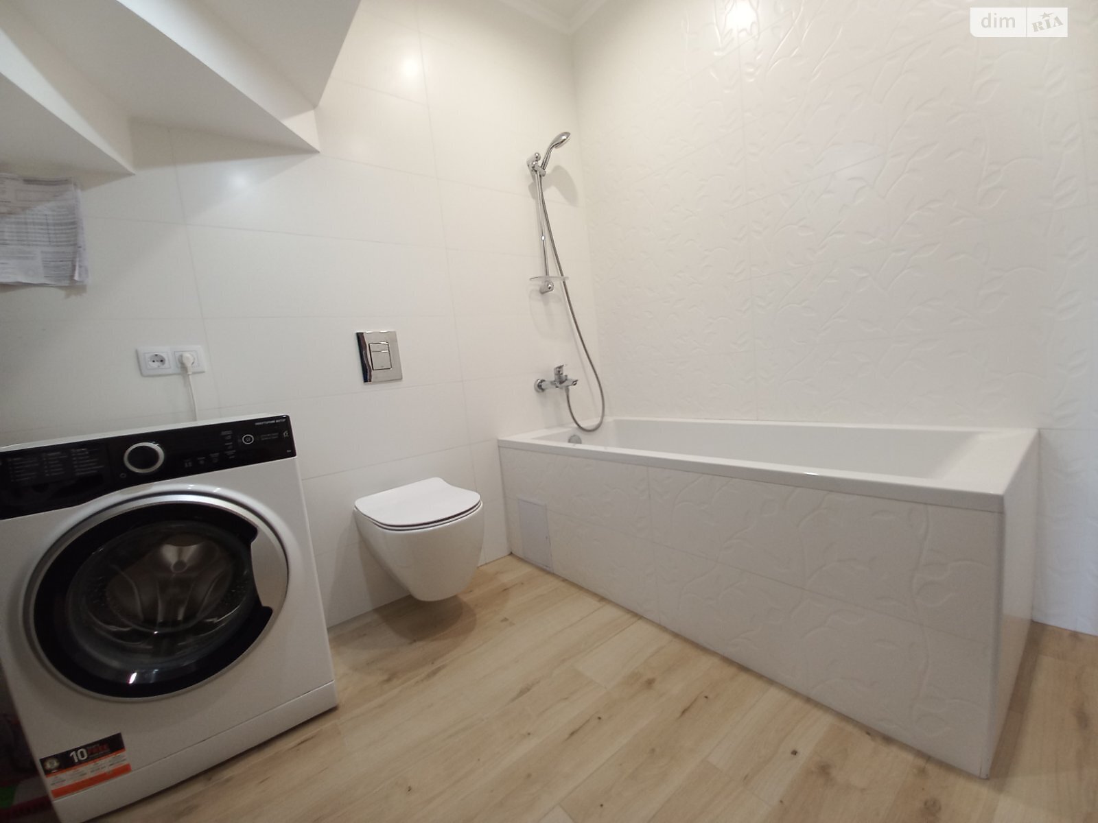 двухэтажный дом с балконом, 135.17 кв. м, кирпич. Продажа в Хмельницком район Лезневое фото 1 двухэтажный дом с балконом, 135.17 кв. м, кирпич. Продажа в Хмельницком район Лезневое фото 1