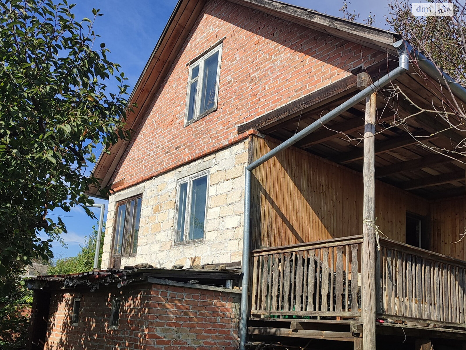одноэтажный дом с мансардой, 80 кв. м, кирпич. Продажа в Хмельницком район Лезневое фото 1 одноэтажный дом с мансардой, 80 кв. м, кирпич. Продажа в Хмельницком район Лезневое фото 1