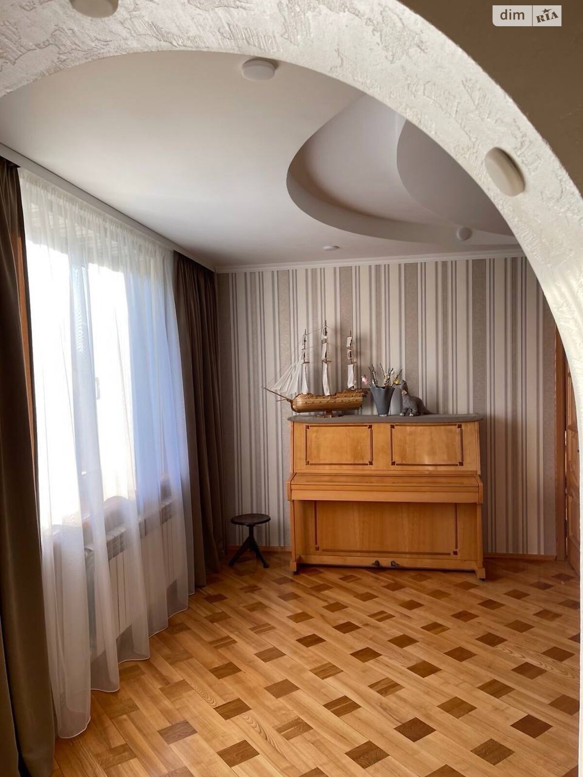 двоповерховий будинок, 212.3 кв. м, цегла. Продаж в Хмельницькому, район Лезневе фото 1 двоповерховий будинок, 212.3 кв. м, цегла. Продаж в Хмельницькому, район Лезневе фото 1