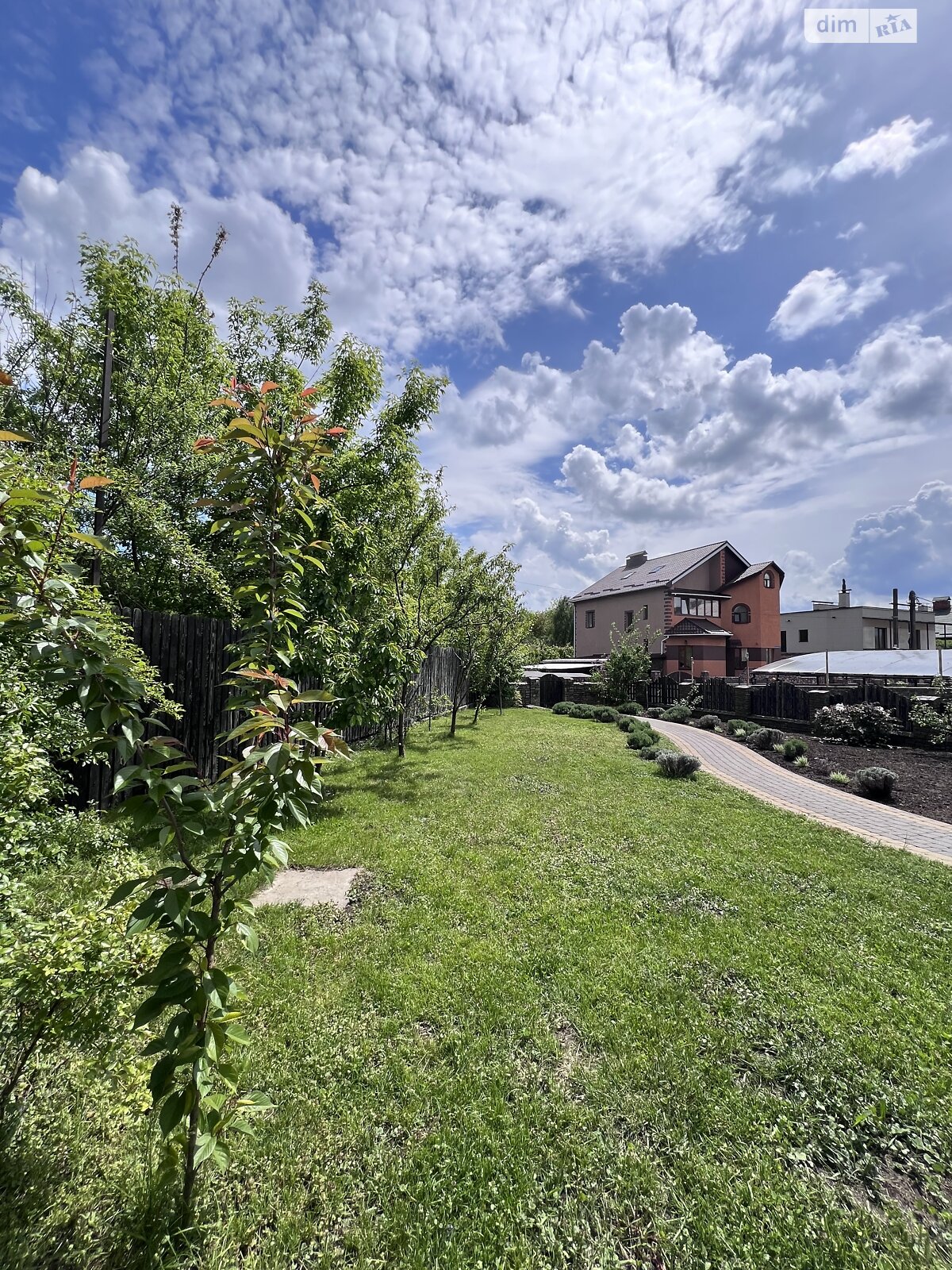 двоповерховий будинок з гаражем, 168 кв. м, цегла. Продаж в Хмельницькому, район Лезневе фото 1 двоповерховий будинок з гаражем, 168 кв. м, цегла. Продаж в Хмельницькому, район Лезневе фото 1