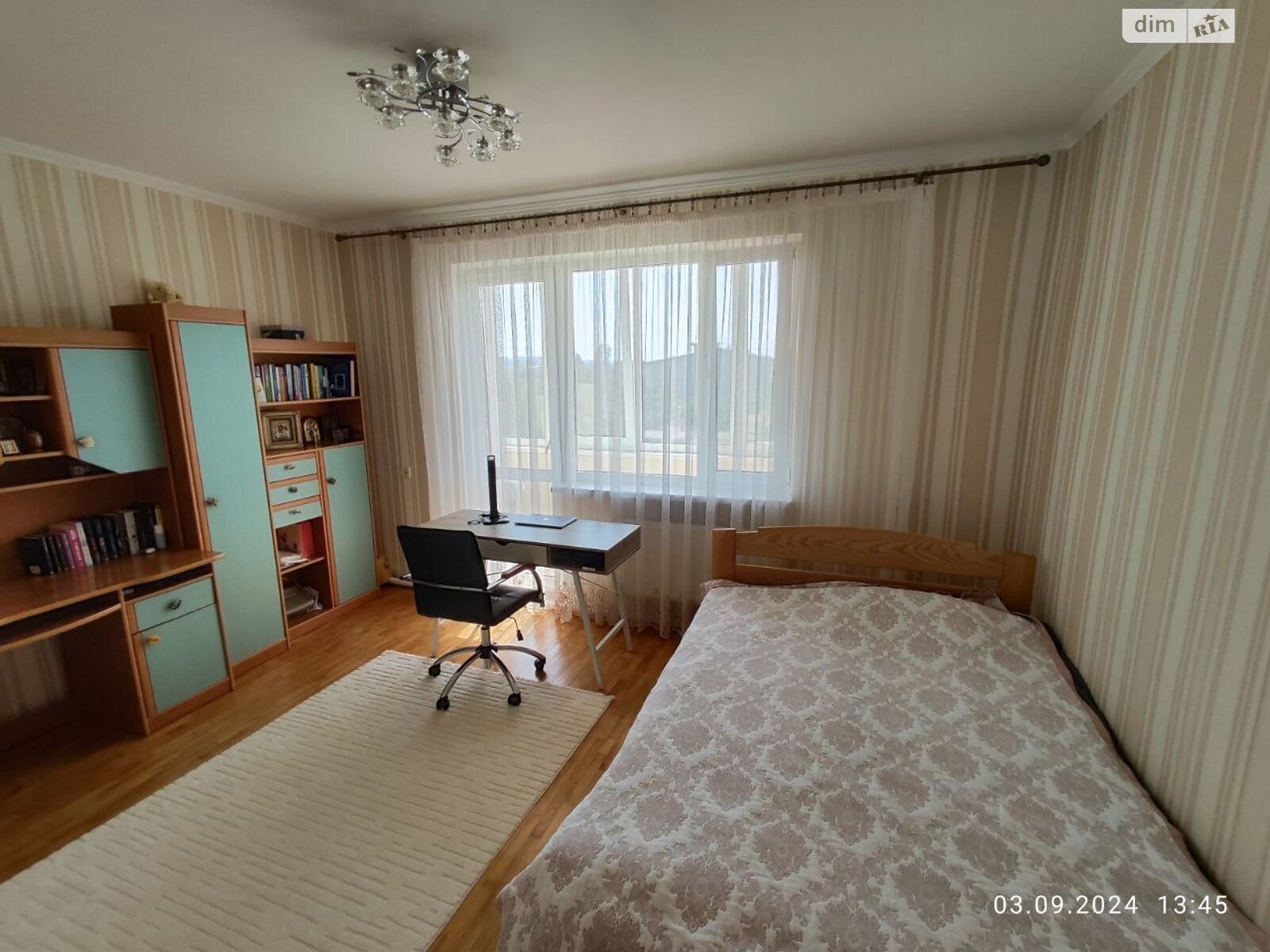 триповерховий будинок з мансардою, 167 кв. м, кирпич. Продаж в Хмельницькому, район Лезневе фото 1 триповерховий будинок з мансардою, 167 кв. м, кирпич. Продаж в Хмельницькому, район Лезневе фото 1